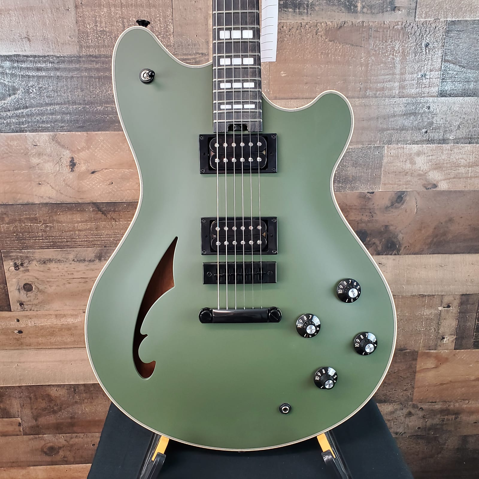 SA-126 Special, Matte Army Drab, Hardcase, 293