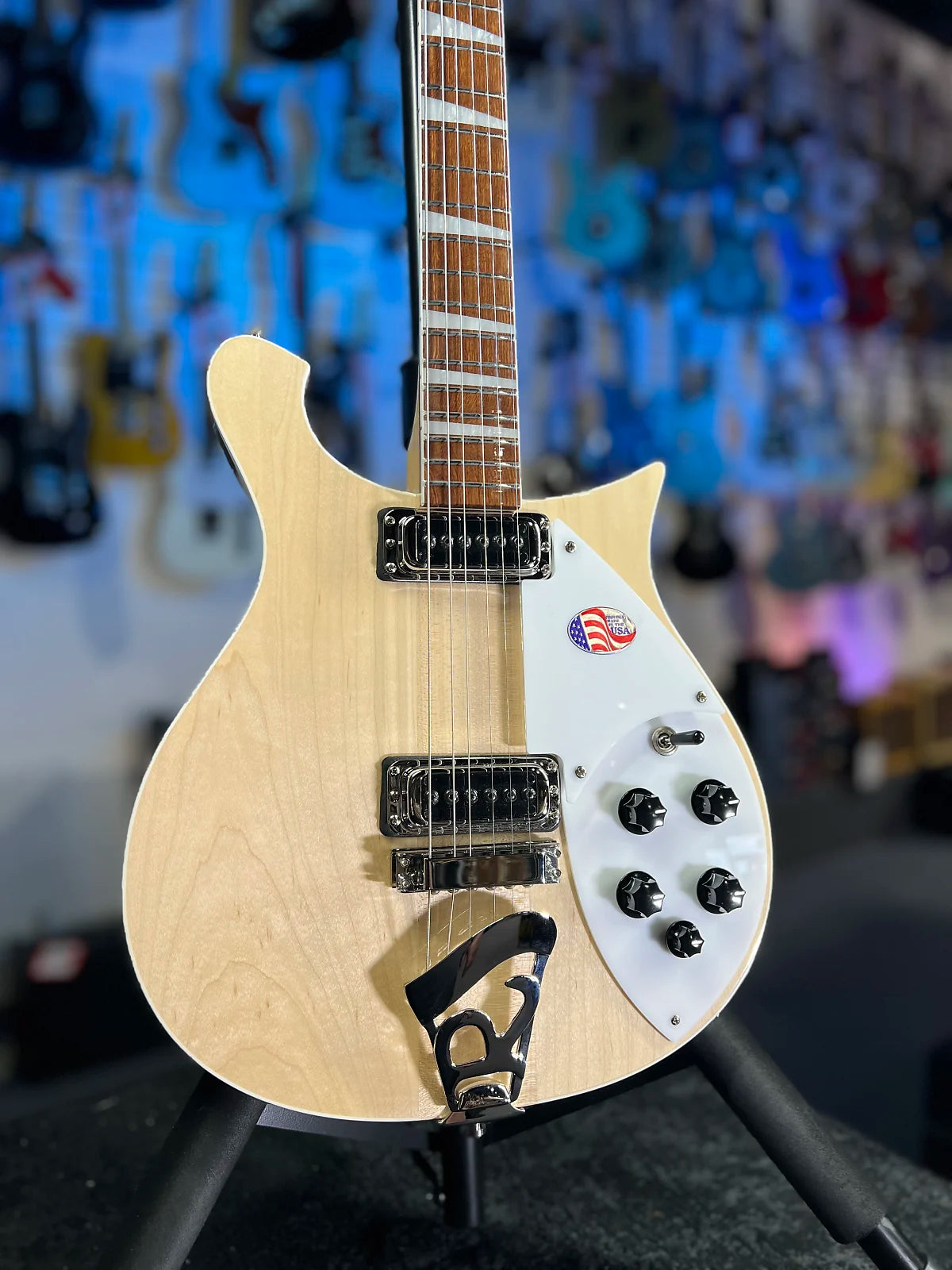 New Rickenbacker 620 Mapleglo Electric Guitar wOHSC Auth Dealer Free Ship 620MG 772