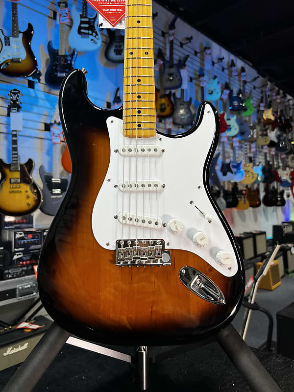 Fender 70th-anniversary American Vintage II 1954 Stratocaster - 2-color Sunburst GET PLEK'D! 295