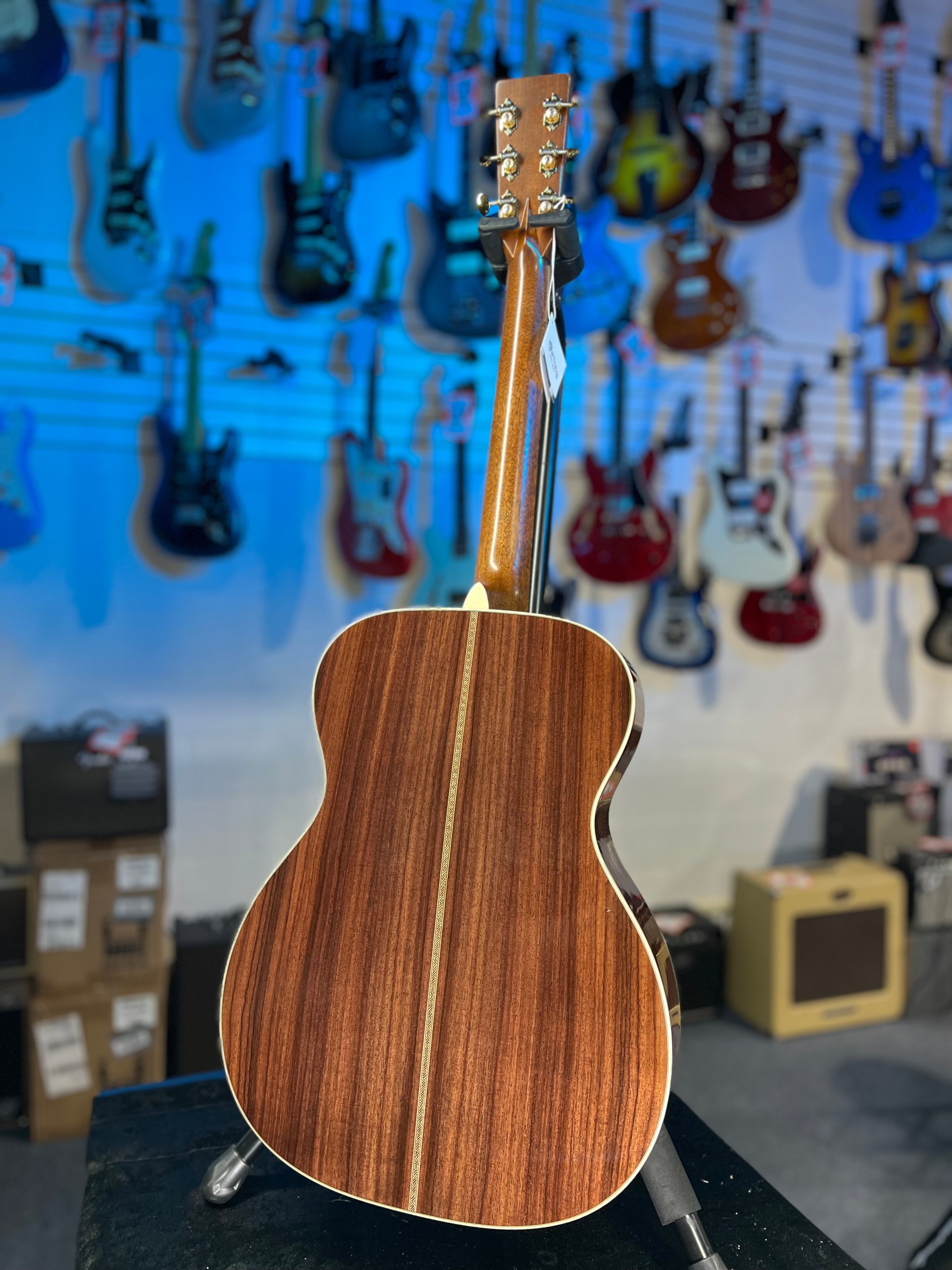 Martin OM-28 Modern Deluxe Left-Handed Acoustic Guitar - Natural 220 GET PLEK'D!