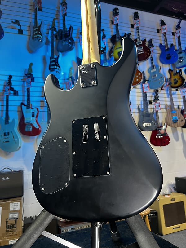 Kramer The 84 Intruder Black Satin with Gig Bag Auth Deal Free Shipping! 143 GET PLEK’D!