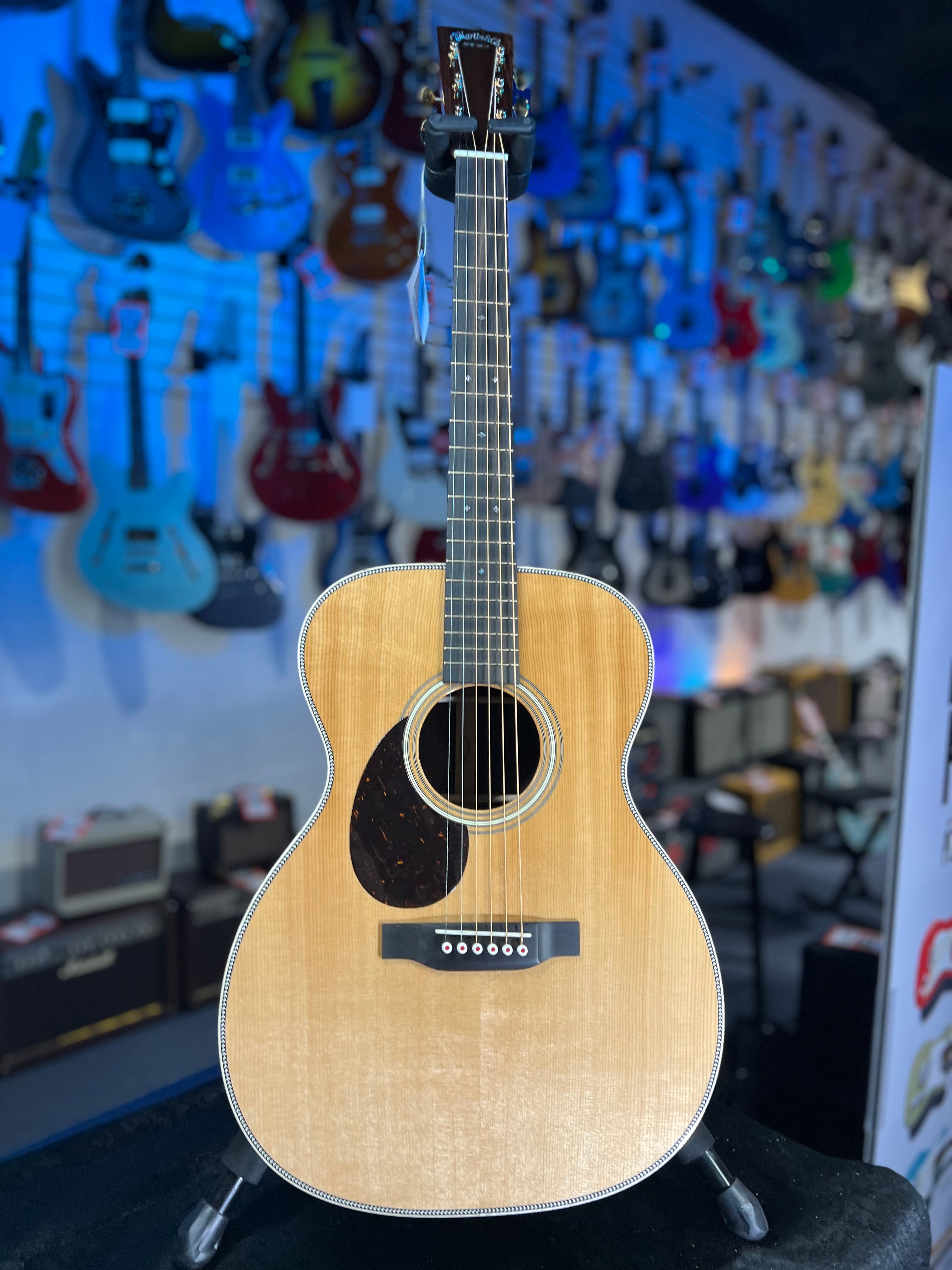 Martin OM-28 Modern Deluxe Left-Handed Acoustic Guitar - Natural 220 GET PLEK'D!