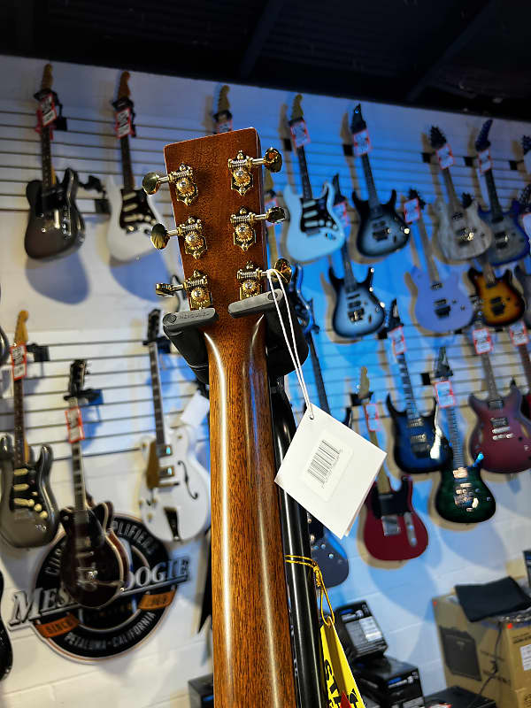 Martin 000-18 Left Handed Modern Deluxe Acoustic Guitar - Natural Auth Deal Free Ship! 242 GET PLEK’D!