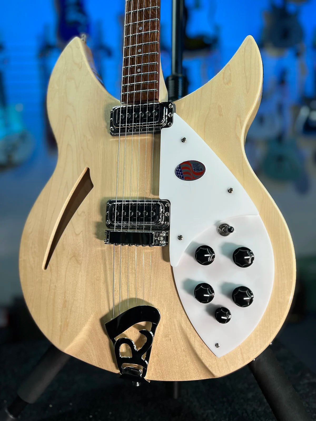 New 2024 Rickenbacker 330 Guitar - Mapleglo, with Rickenbacker Case, 330MG 732