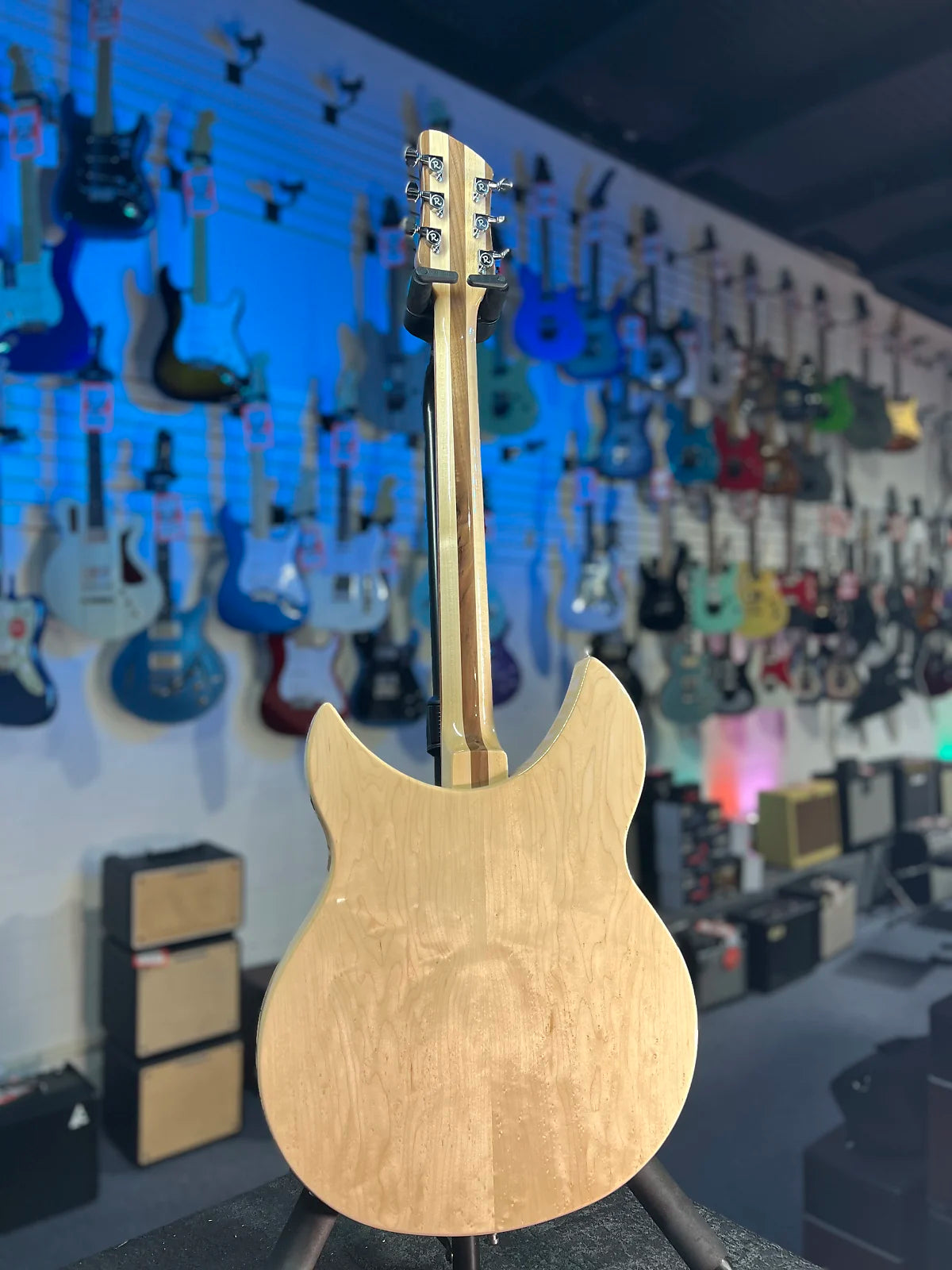 New 2025 Rickenbacker 330 Guitar - Mapleglo, with Rickenbacker Case, 330MG 736