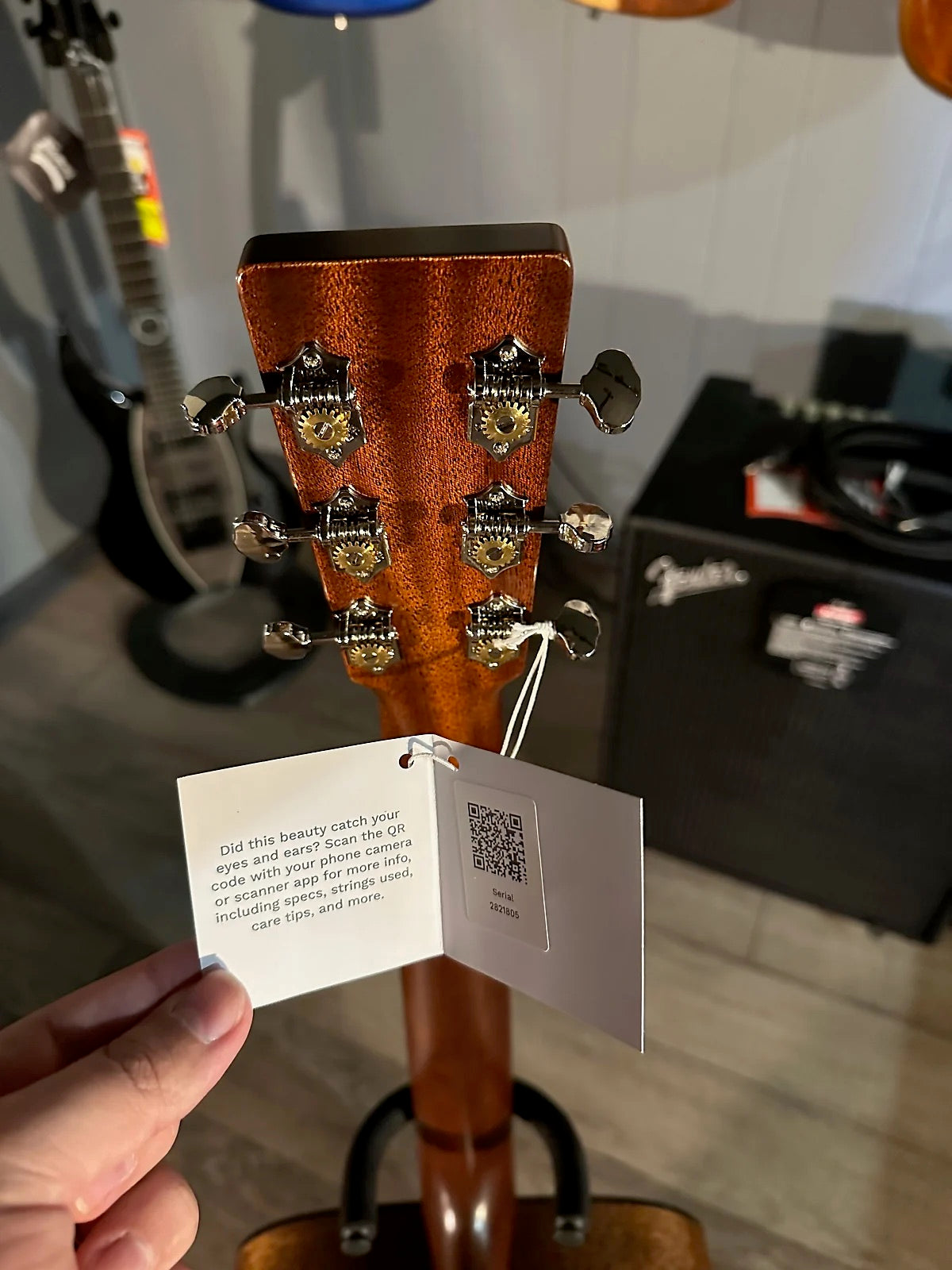 D-18 Satin Acoustic Guitar - Amberburst #805