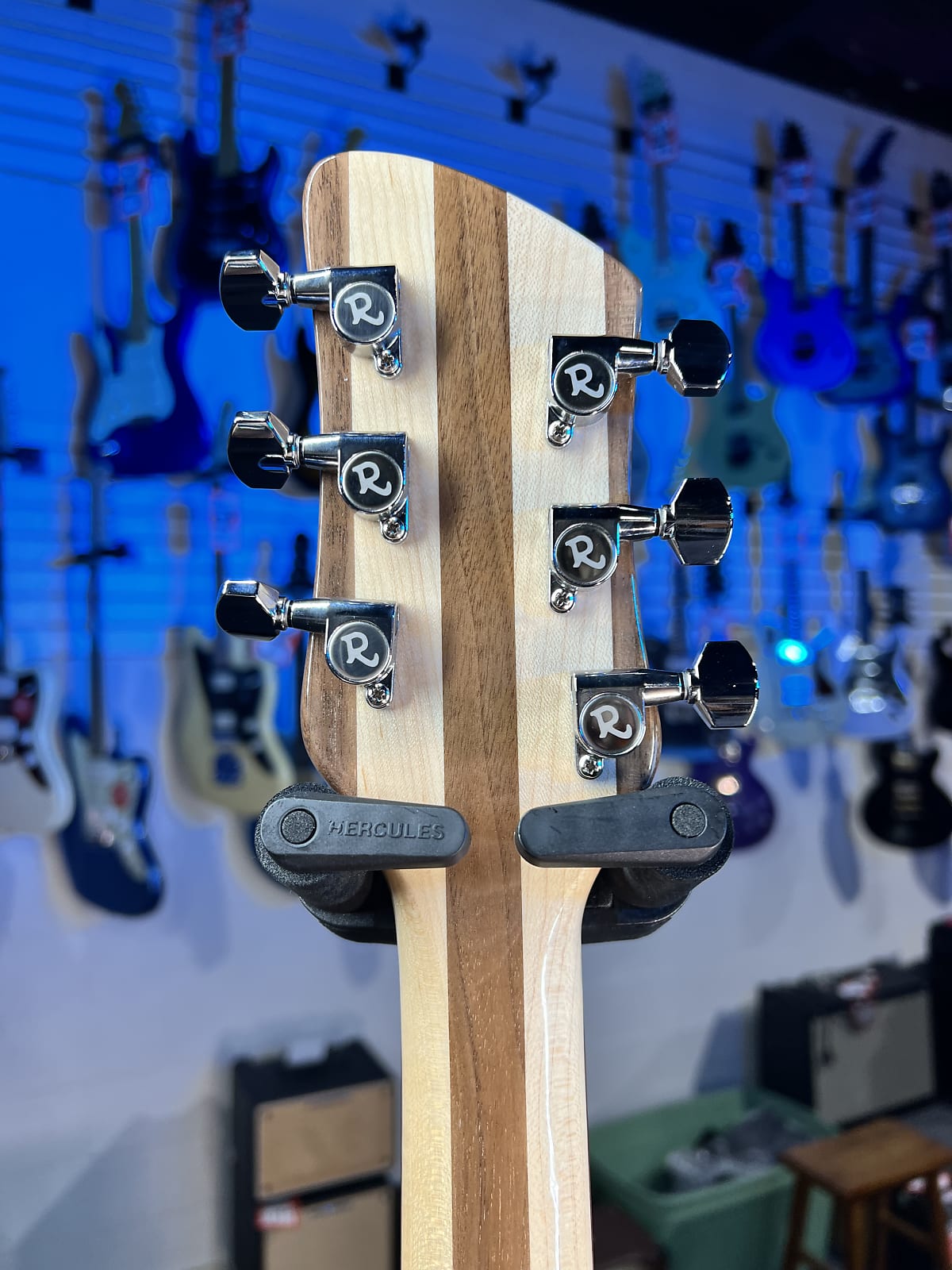 New 2024 Rickenbacker 330 Guitar - Mapleglo, with Rickenbacker Case, 330MG 732