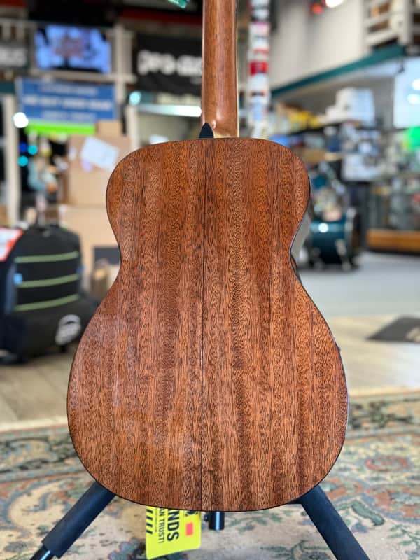 Martin 00-DB Jeff Tweedy, Tweedy Burst