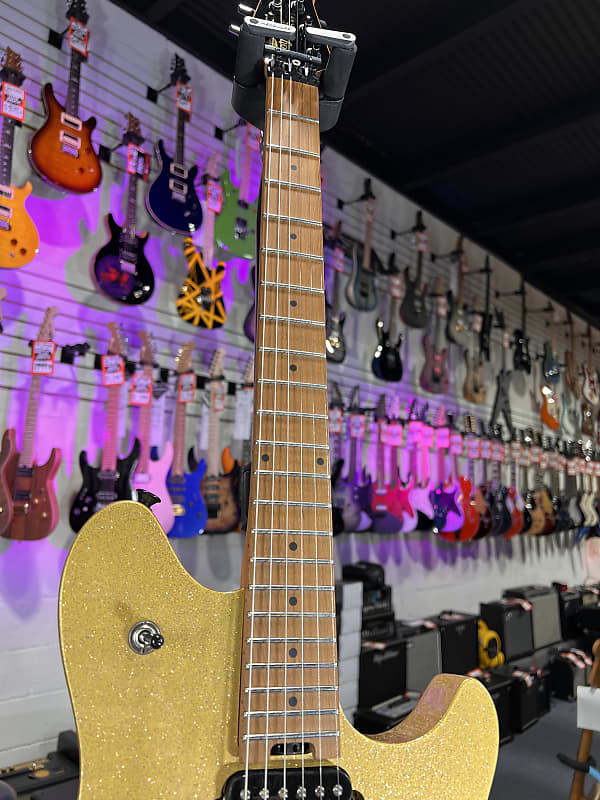 EVH Wolfgang Standard Electric Guitar - Gold Sparkle *FREE PLEK WITH PURCHASE* 522