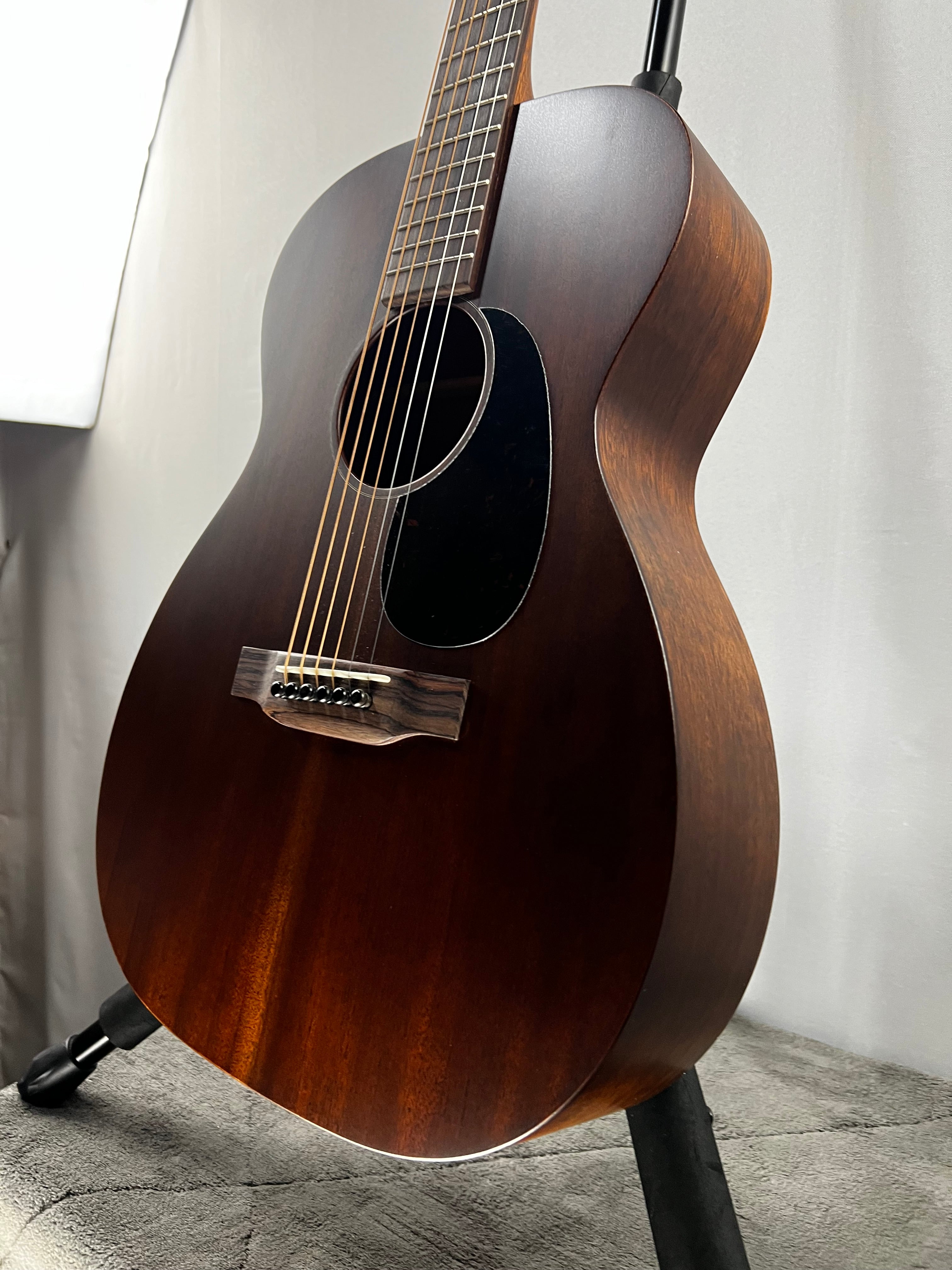 00-15M Acoustic Guitar - Satin Natural Mahogany #969