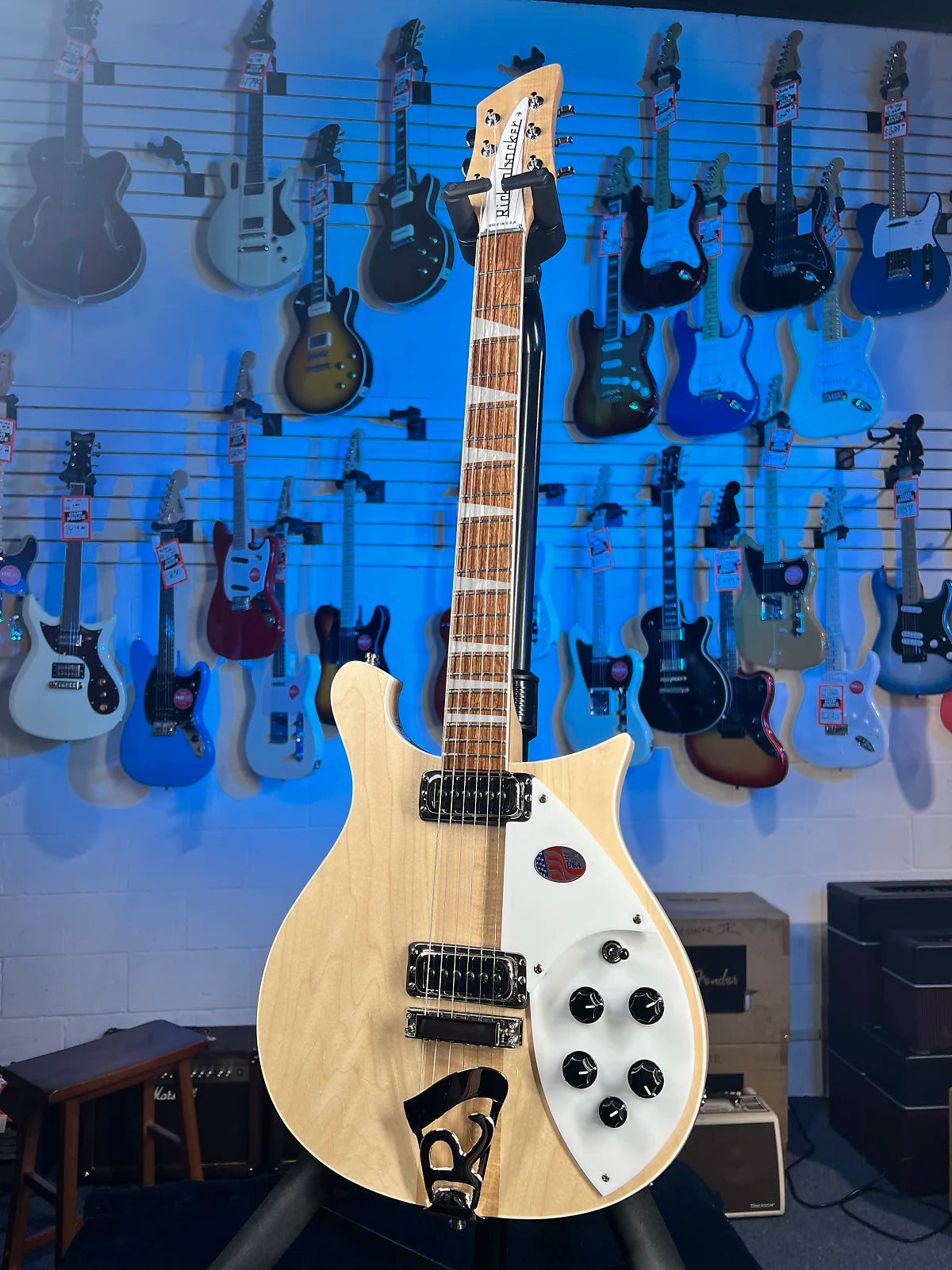 New Rickenbacker 620 Mapleglo Electric Guitar w Ric Case, 620MG 791