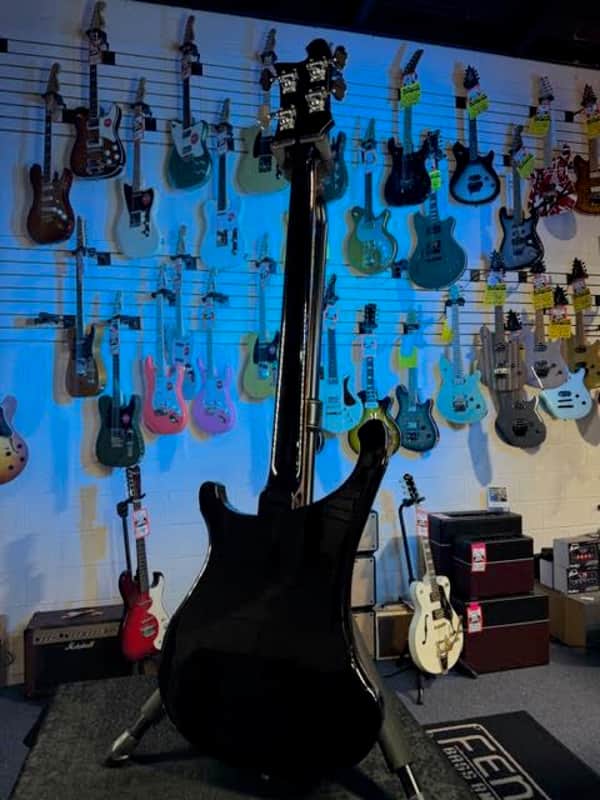 Rickenbacker 4003S Jetglo