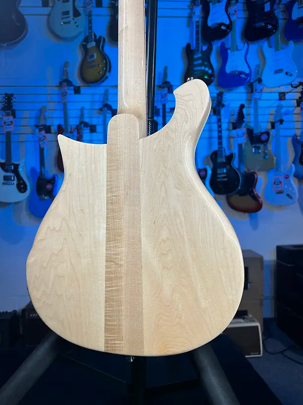 New Rickenbacker 620 Mapleglo Electric Guitar w Ric Case, 620MG 791