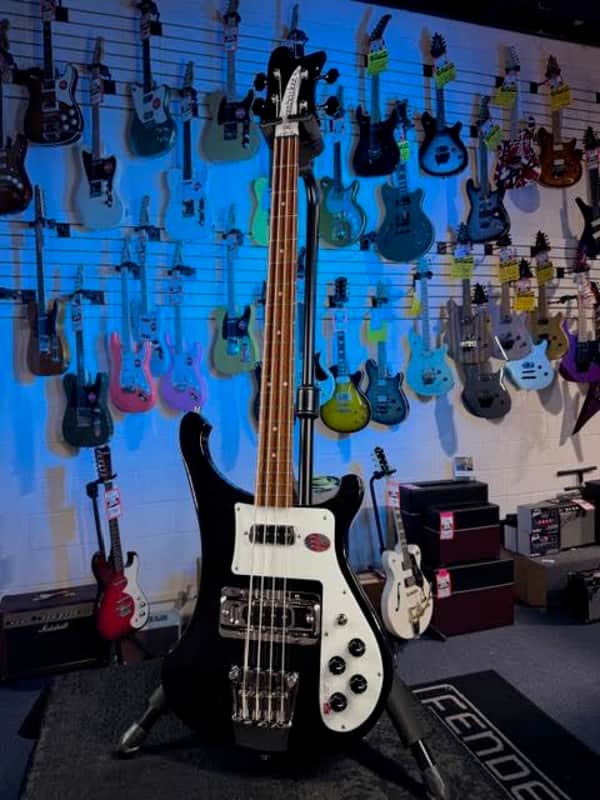 Rickenbacker 4003S Jetglo
