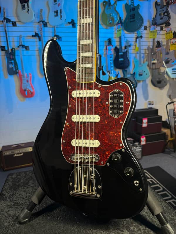 Used Squier Classic Vibe Bass VI 2020s - Black