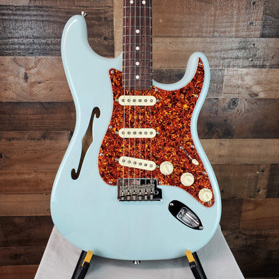 Fender American Professional II Thinline Stratocaster Transparent Daphne Blue