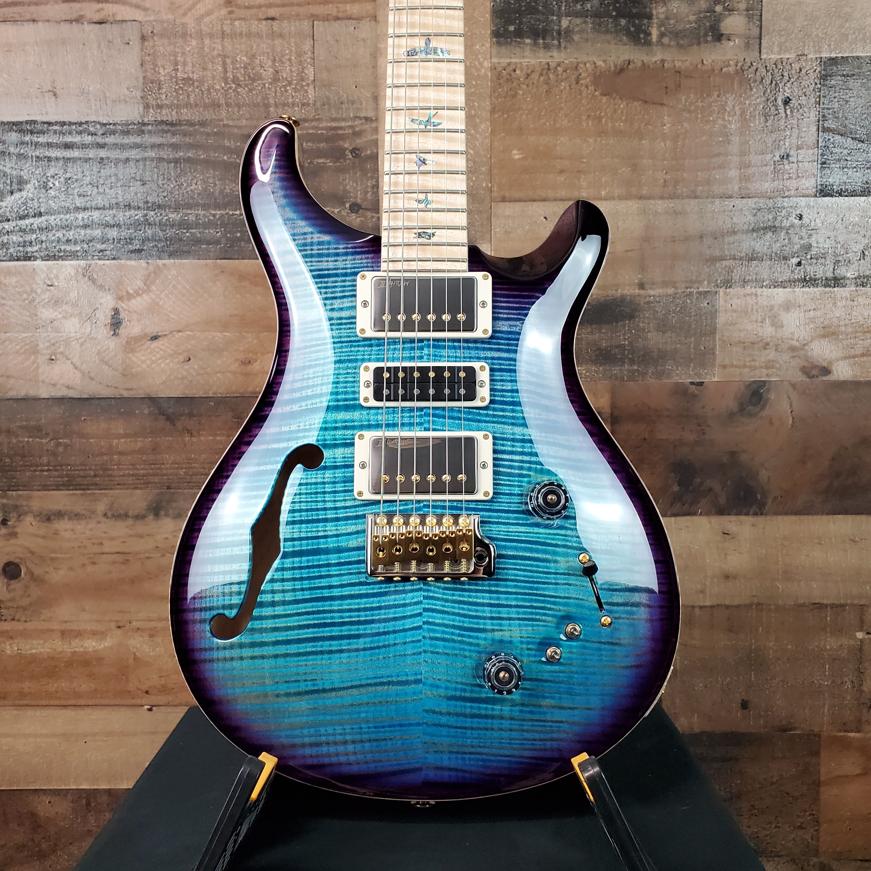 Wood Library Special 22 Semi Hollow, Custom, Flame, Aquableaux Purpleburst, Paisley Case, Signature Dealer, 737