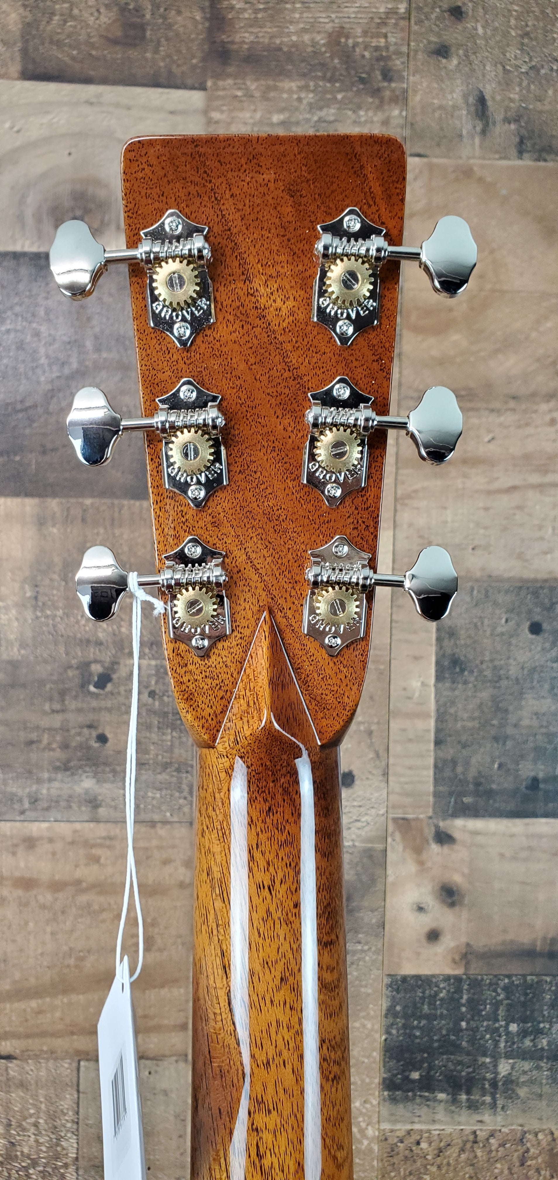 Martin 000-EC Eric Clapton 30th Anniversary Acoustic Guitar - Antique Toner, 848