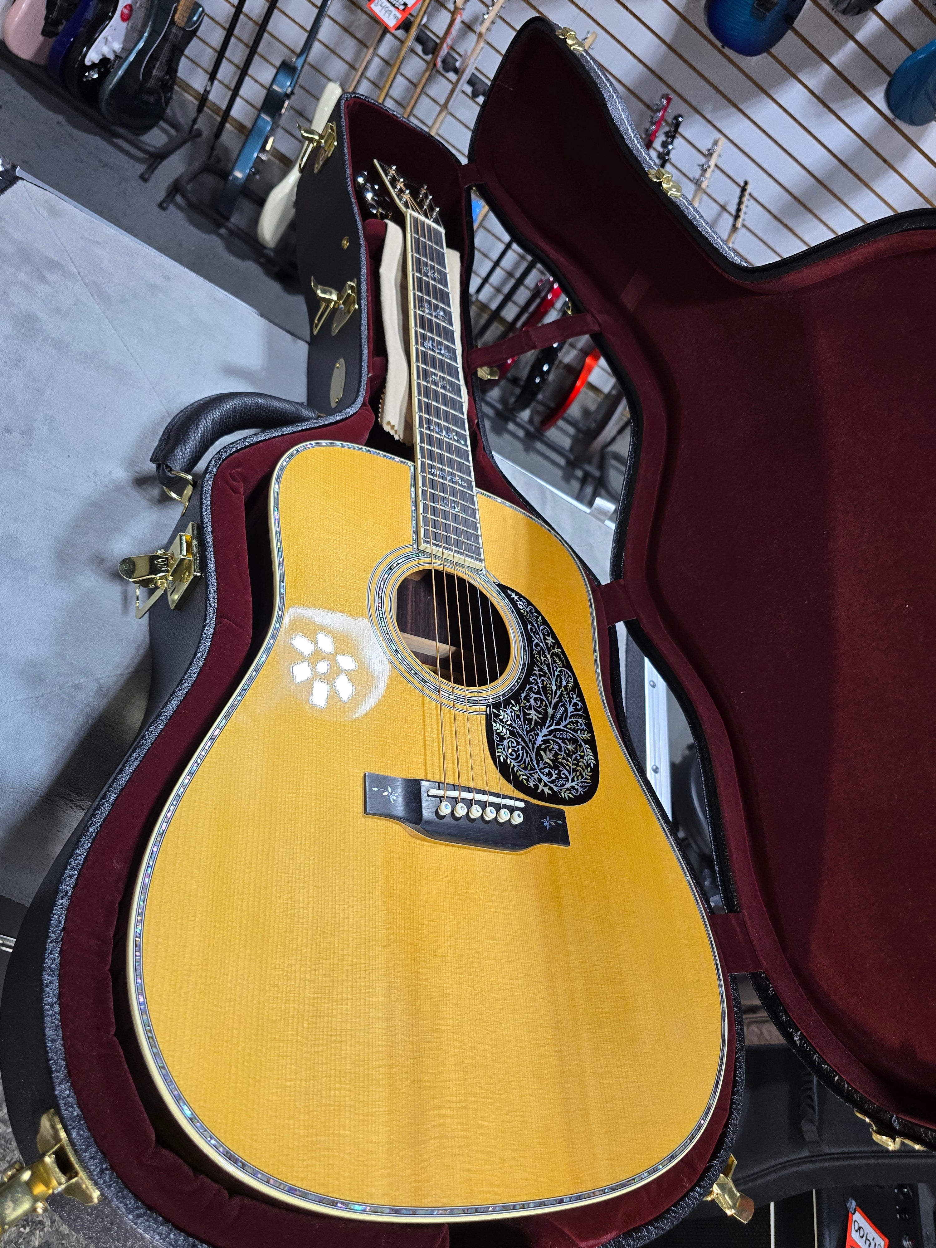 Martin D-42 Special Acoustic Guitar - Natural - OHSC