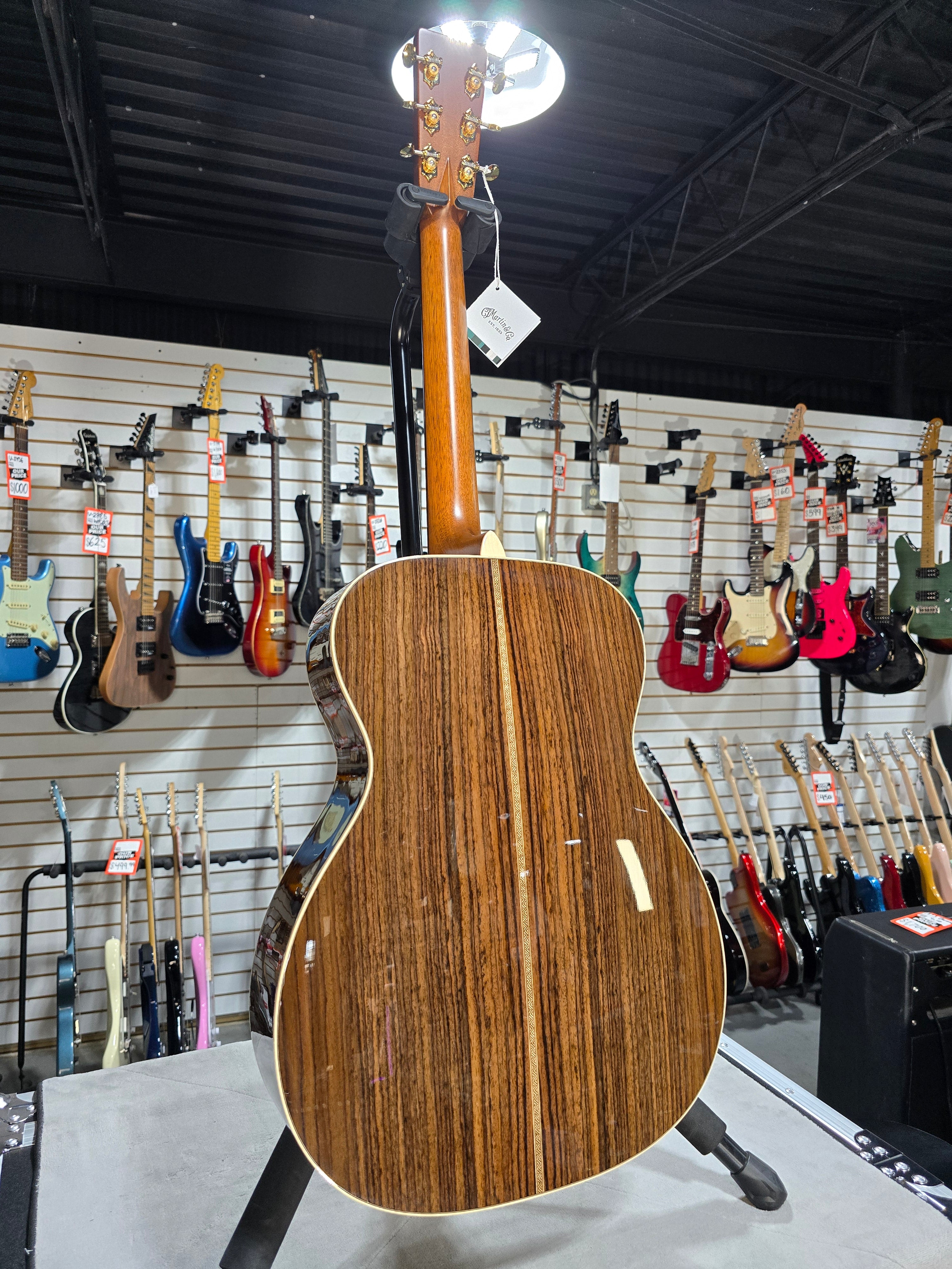 Martin 000-28 Modern Deluxe Left-handed Natural