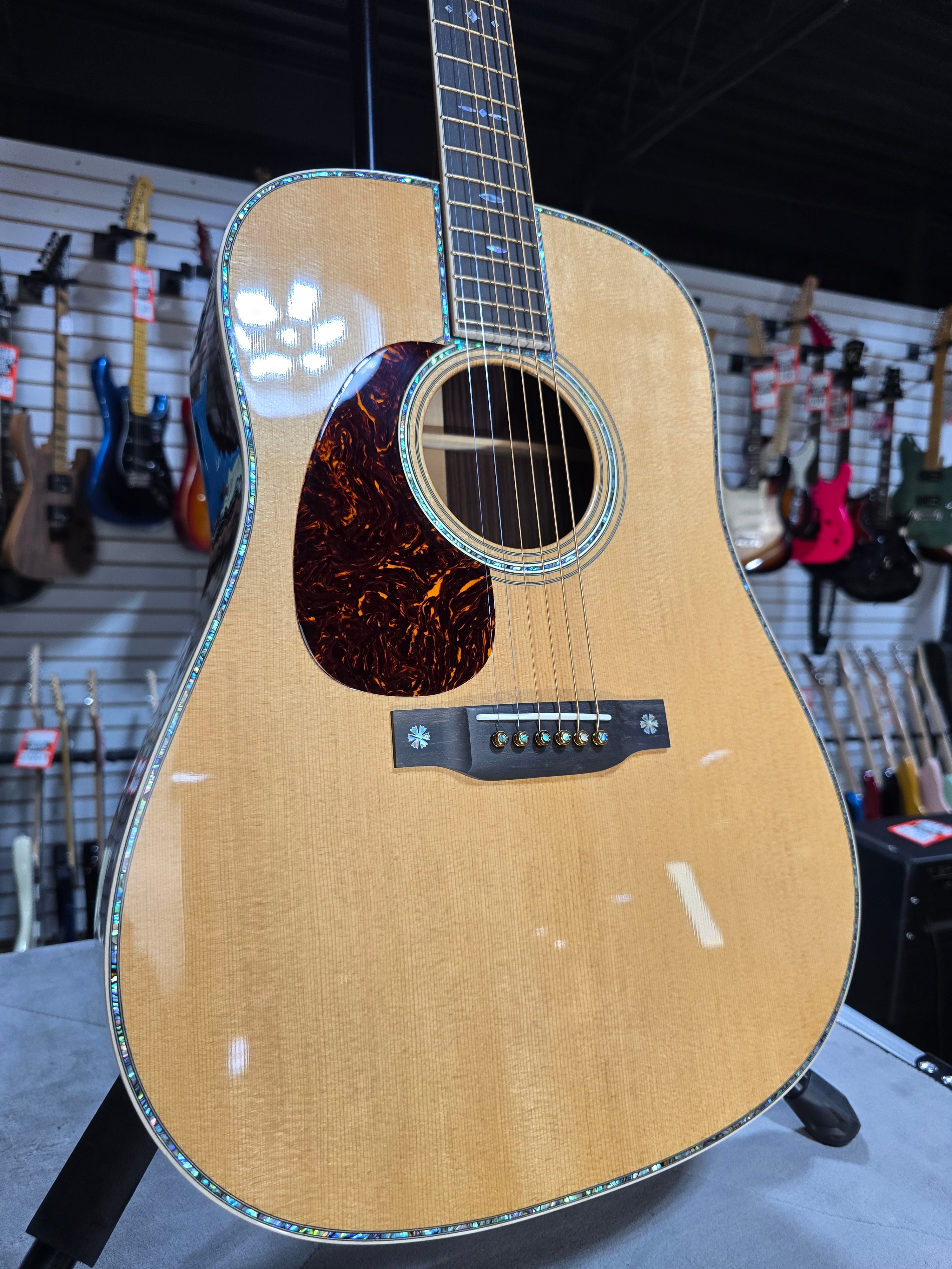 D-42L Modern Deluxe Acoustic Guitar - Natural #556 GET PLEK'D!