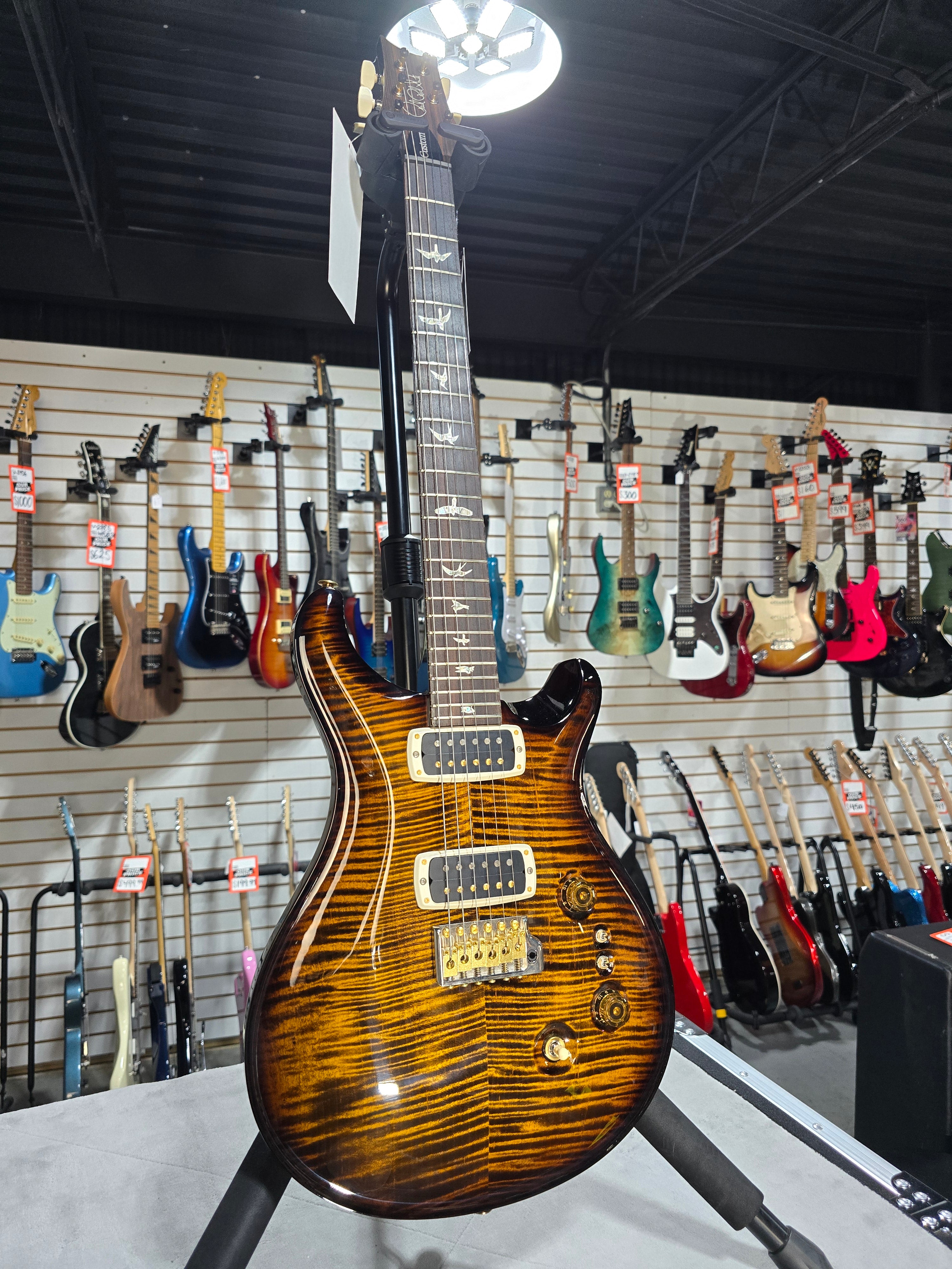PRS Custom 24-08 10-Top Black Gold Wrap Burst | C&M Music Center