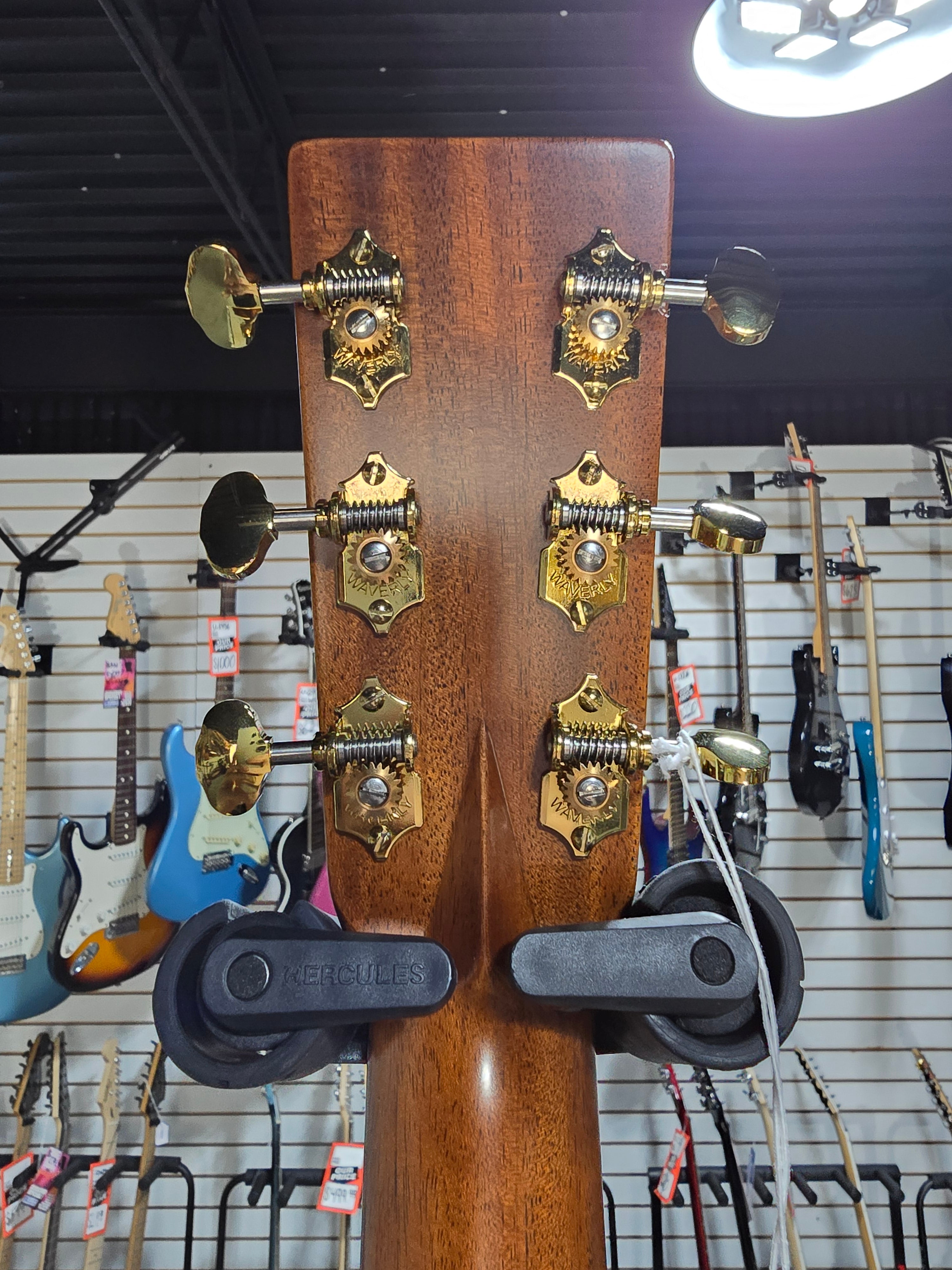 Martin 000-28 Modern Deluxe Natural