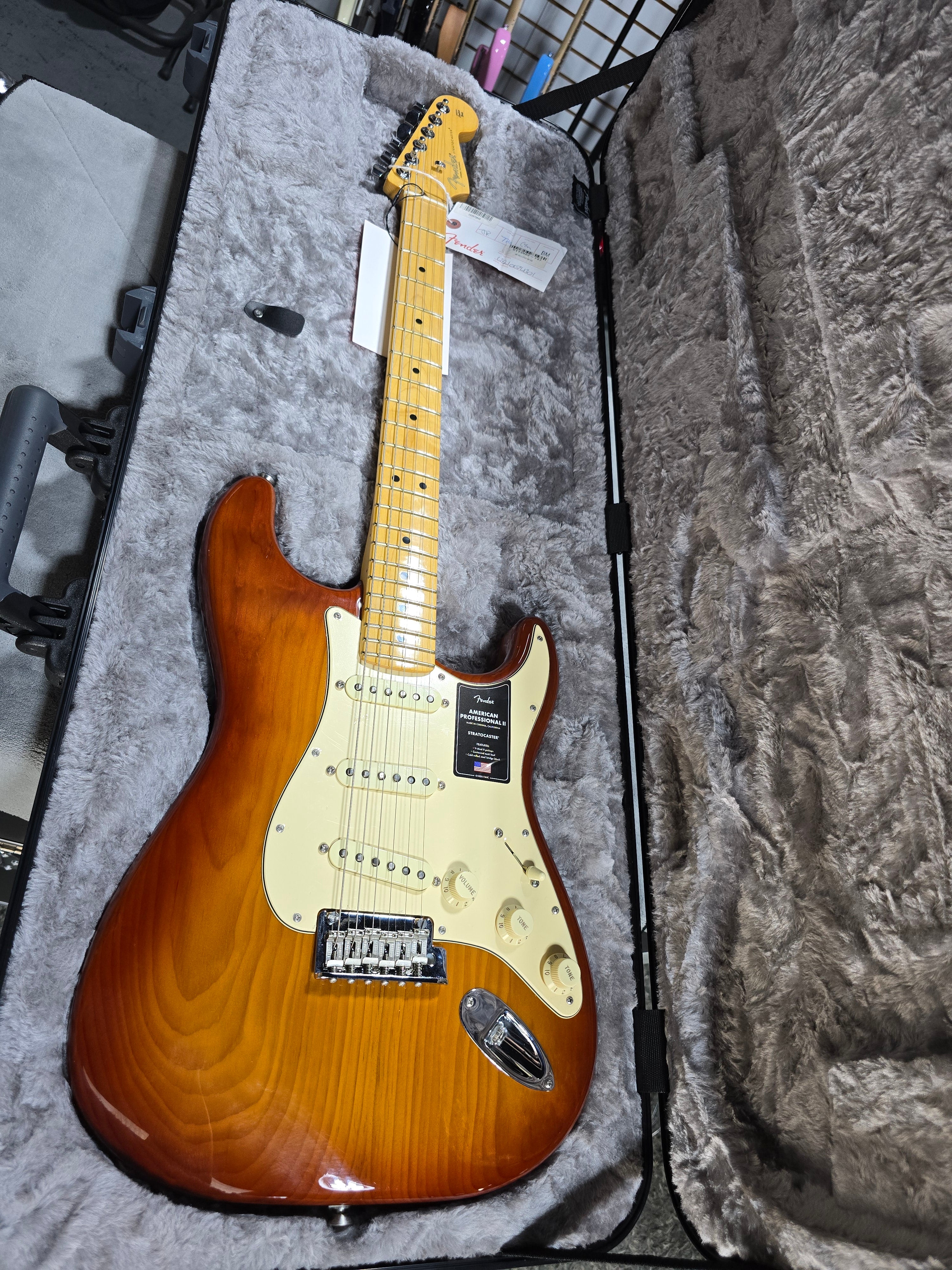 American Professional II Stratocaster - Sienna Sunburst w/Maple Fretboard #301 GET PLEK'D!