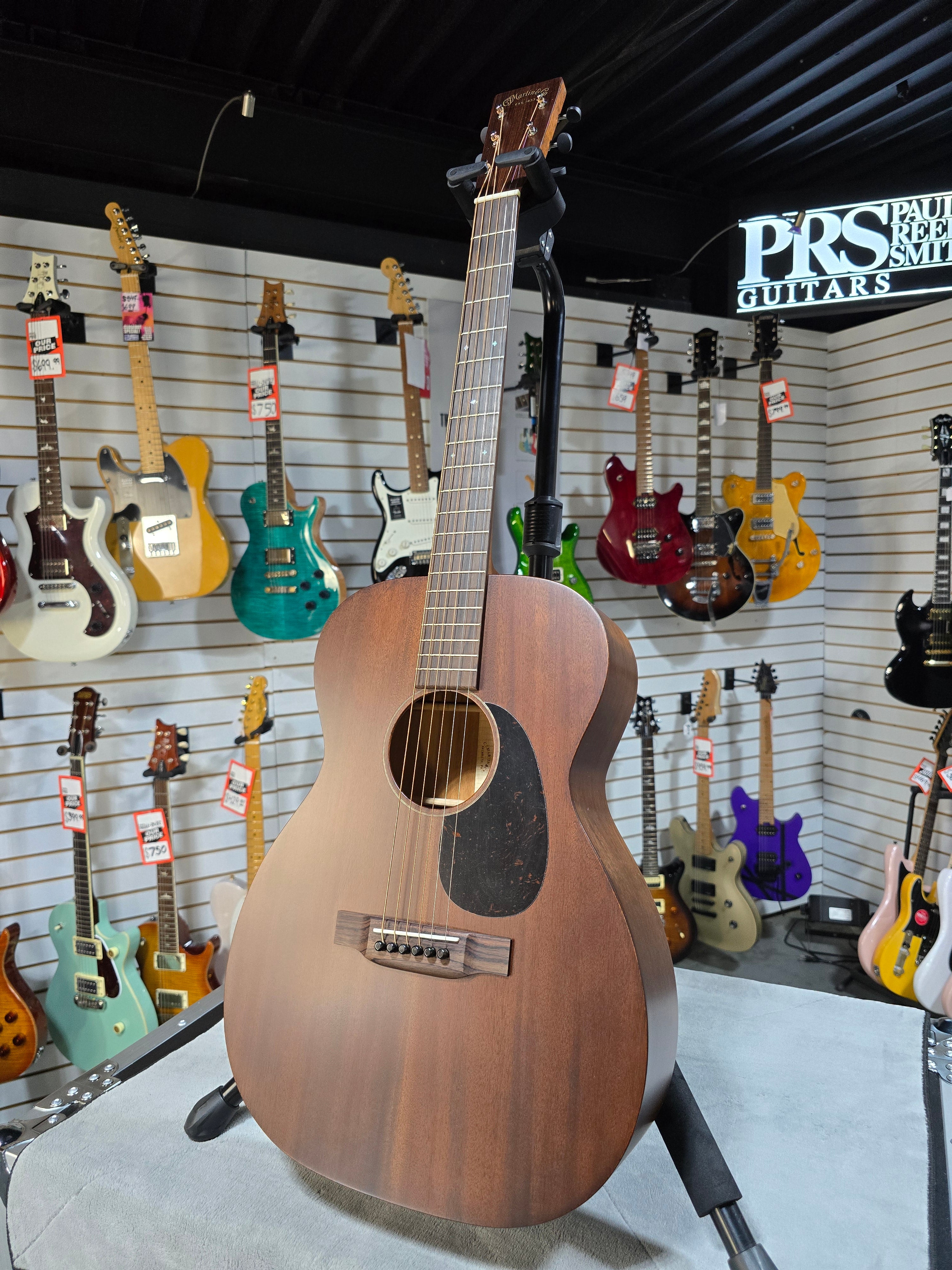 Martin 000-15M StreetMaster Acoustic Guitar - Mahogany Burst w/Gig Bag & PLEK*D #389