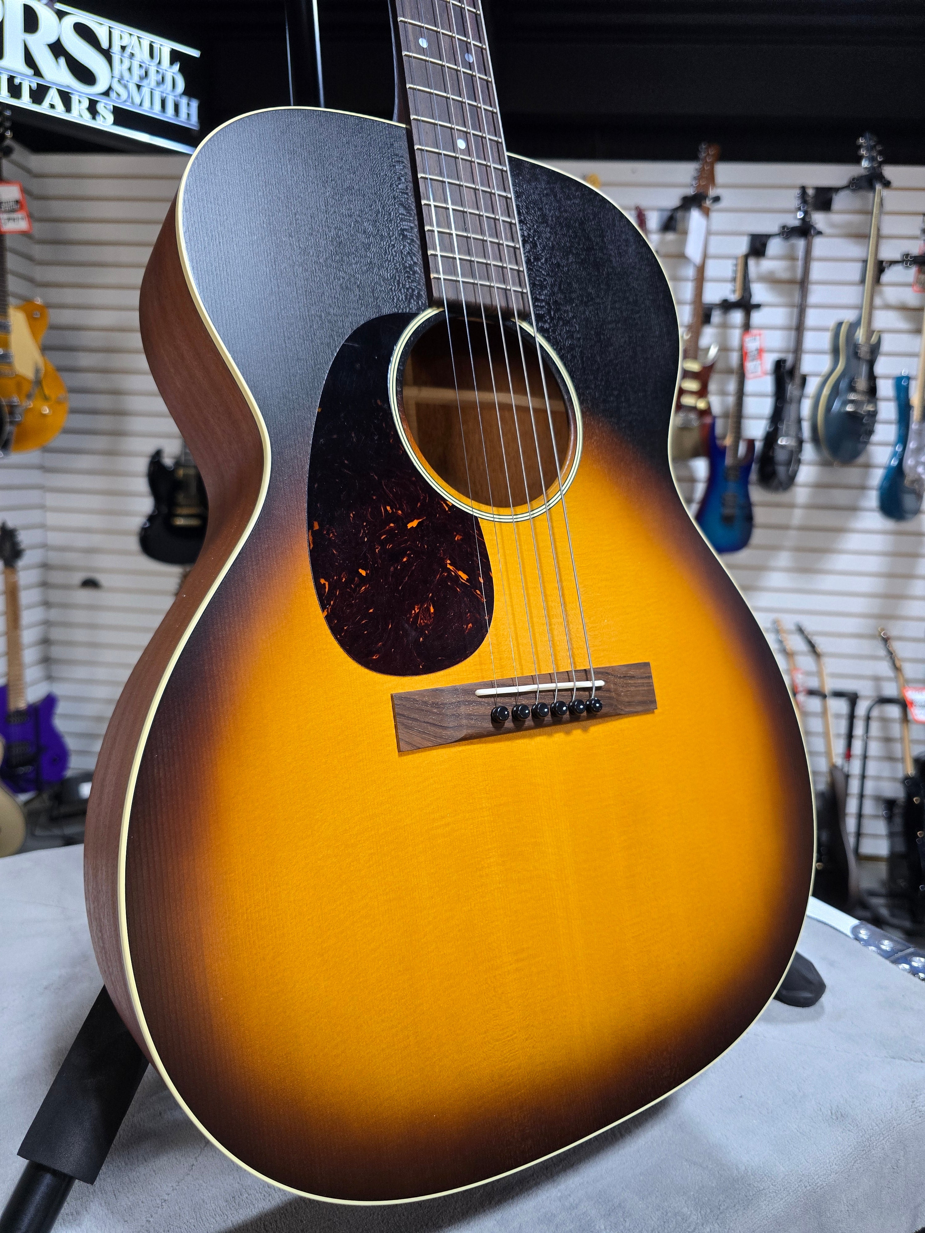 Martin 000-17L Acoustic Guitar - Whiskey Sunset Burst w/Gig Bag & PLEK*D #634