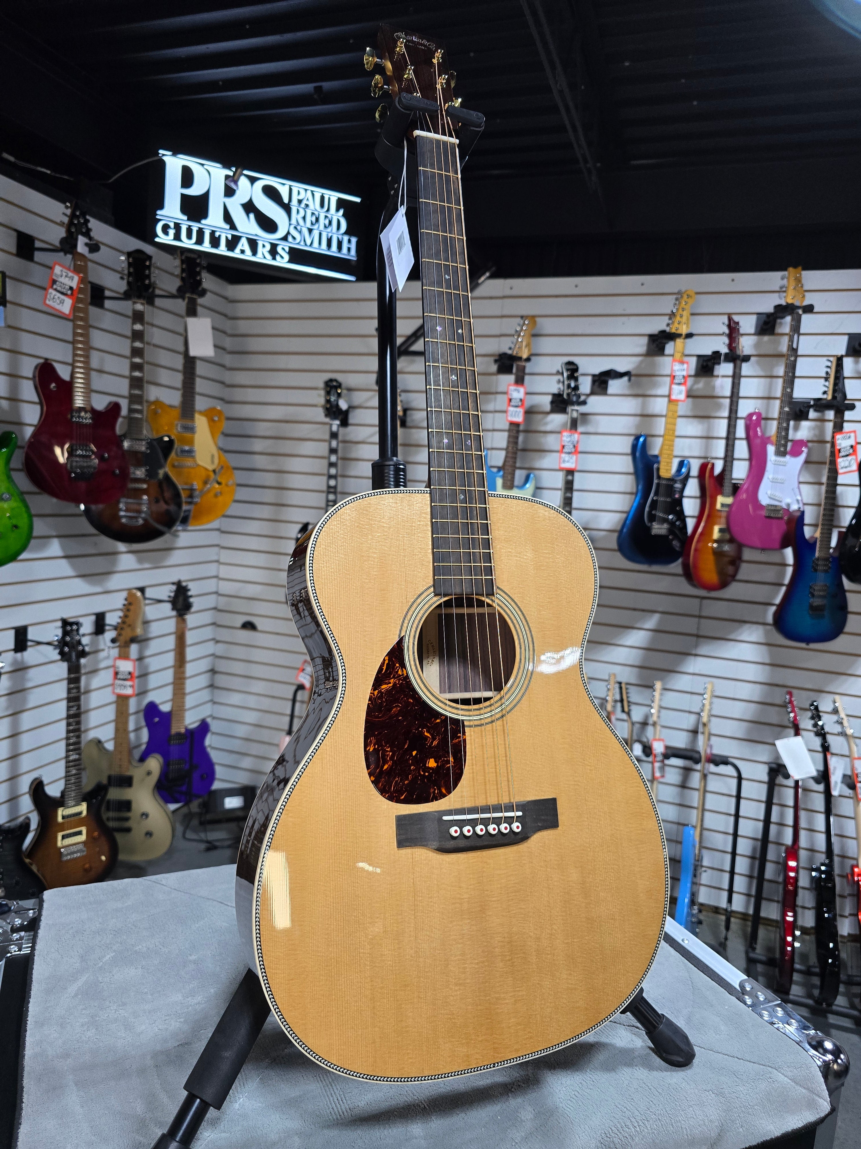 Martin OM-28 Modern Deluxe Left Handed Acoustic Guitar - Natural (2025) w/OHSC & PLEK*D #723