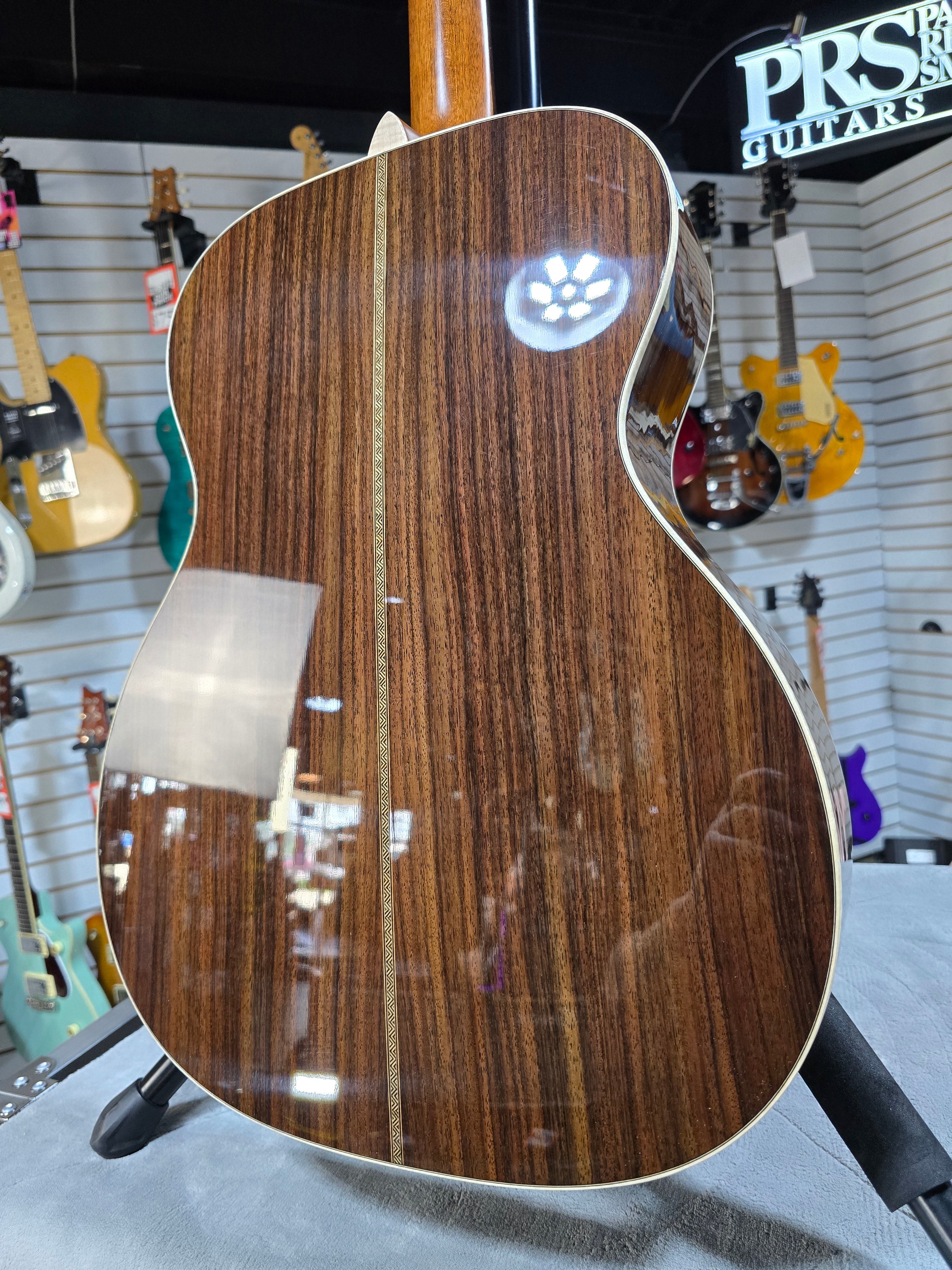 Martin OM-28 Modern Deluxe Left Handed Acoustic Guitar - Natural (2025) w/OHSC & PLEK*D #723