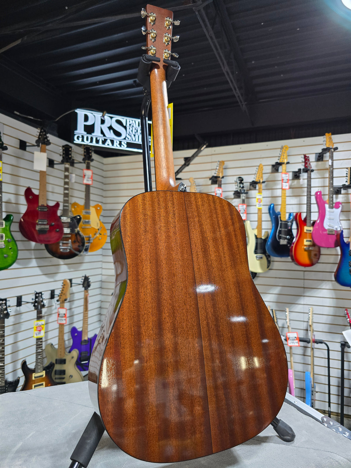 Martin Road Series D-12E