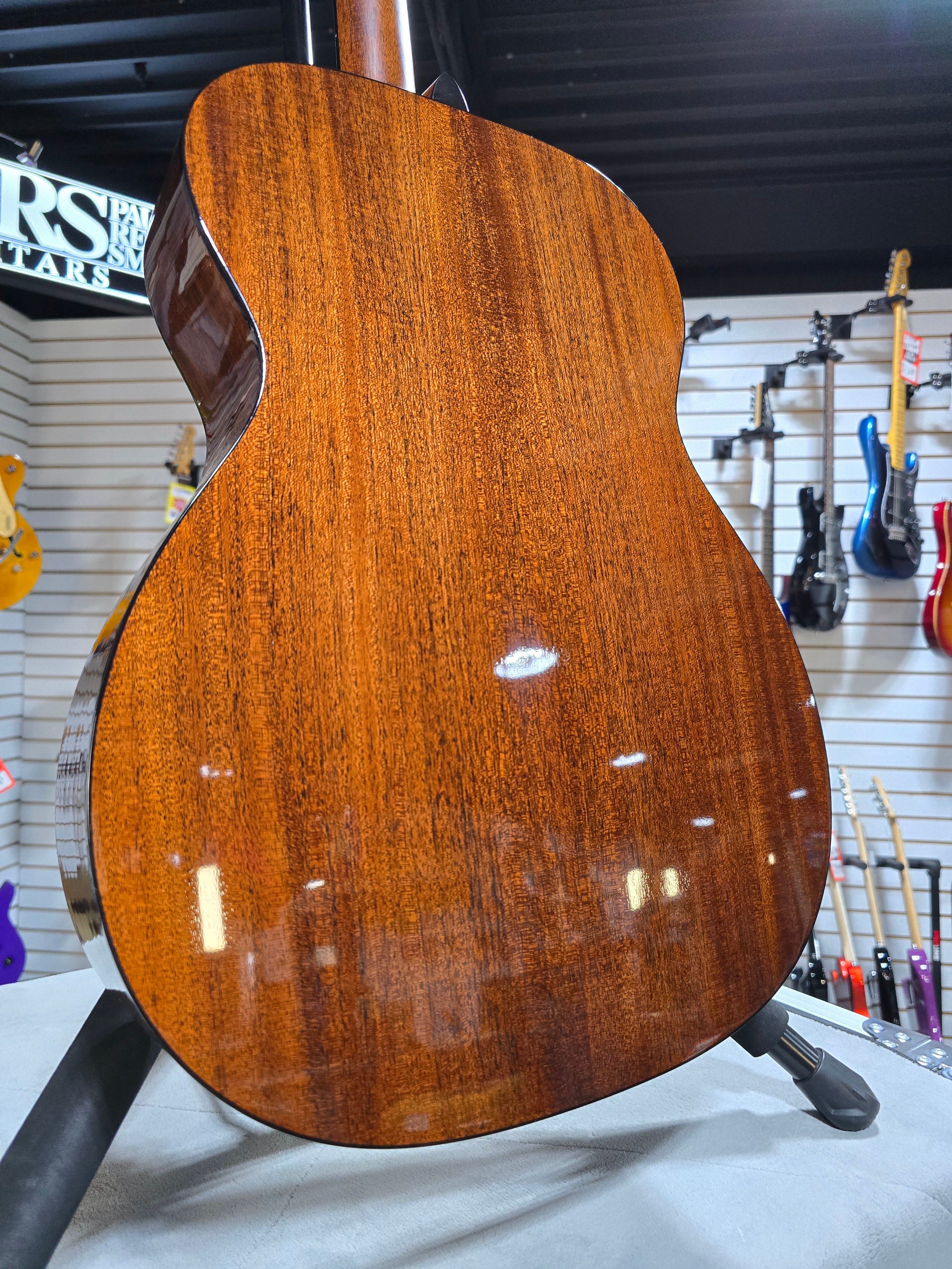 Martin 000E Retro Plus Mahogany Left Handed Road Series Acoustic-electric Guitar - Natural Aging Toner w/ OHSC & PLEK*D #649