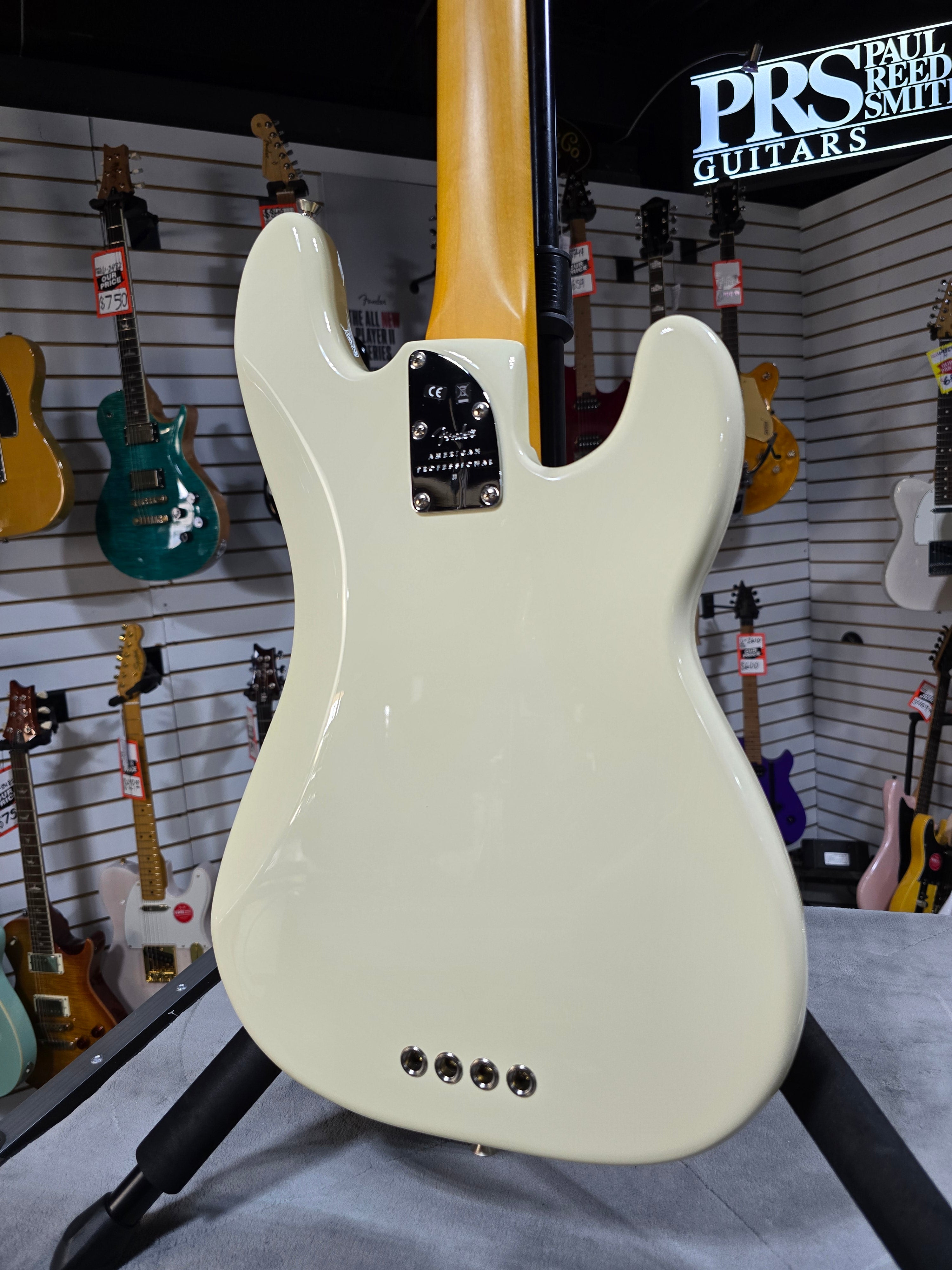 American Professional II Left-Handed Precision Bass - Olympic White w/Rosewood Fingerboard #281 GET PLEK'D!