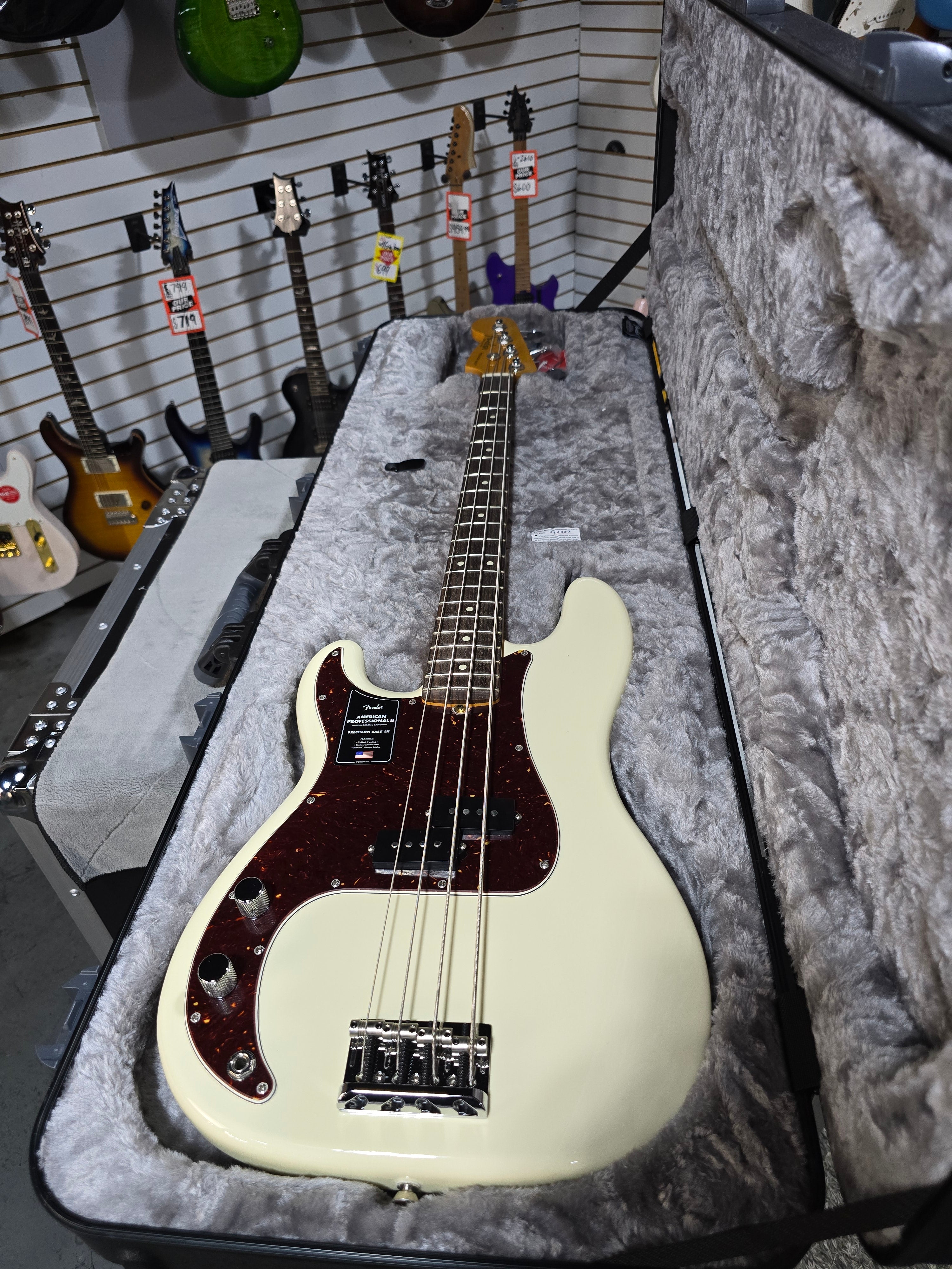 American Professional II Left-Handed Precision Bass - Olympic White w/Rosewood Fingerboard #281 GET PLEK'D!