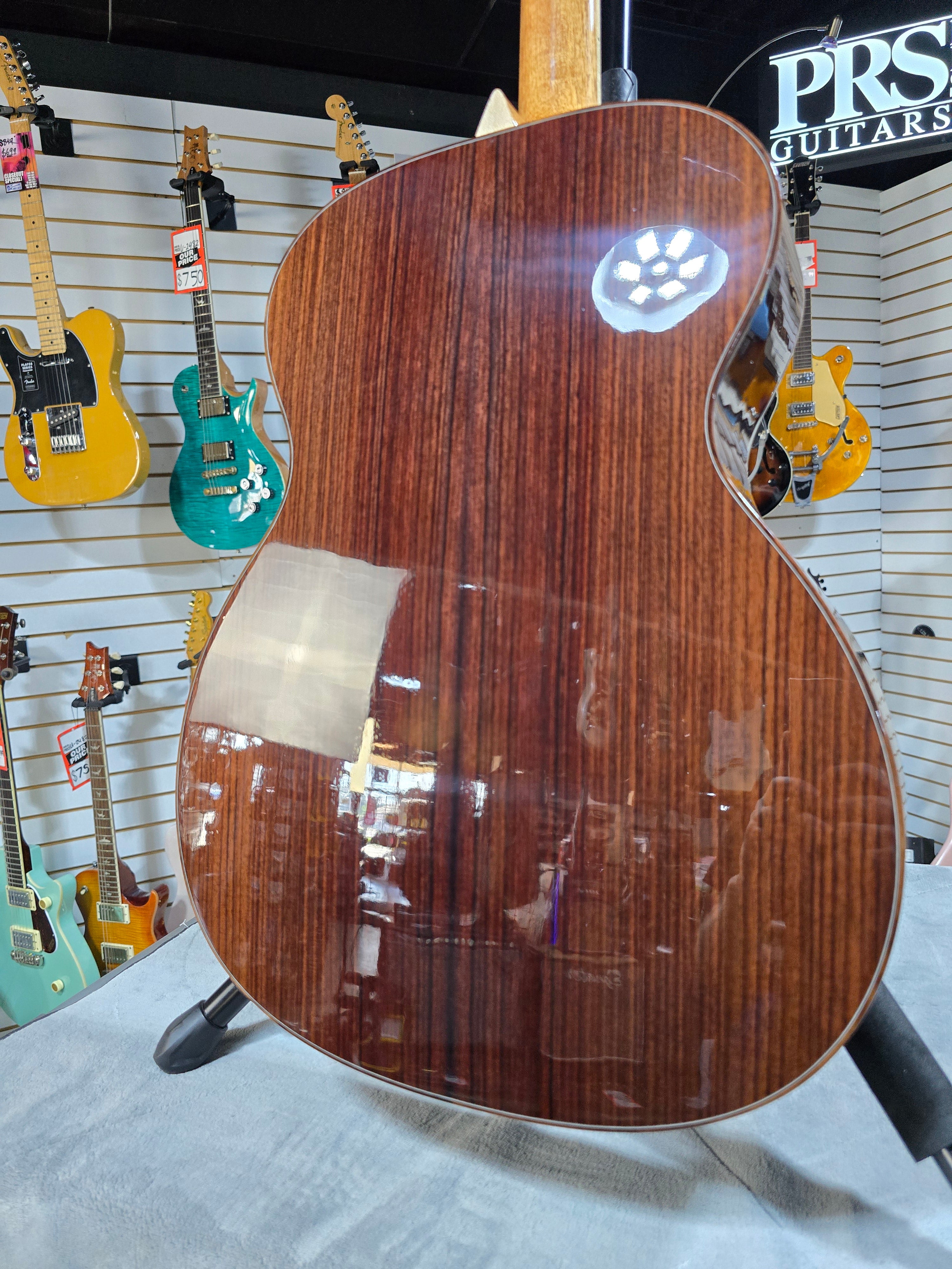 Larrivee OM-10 Acoustic Guitar - Natural - OHSC & PLEK*D