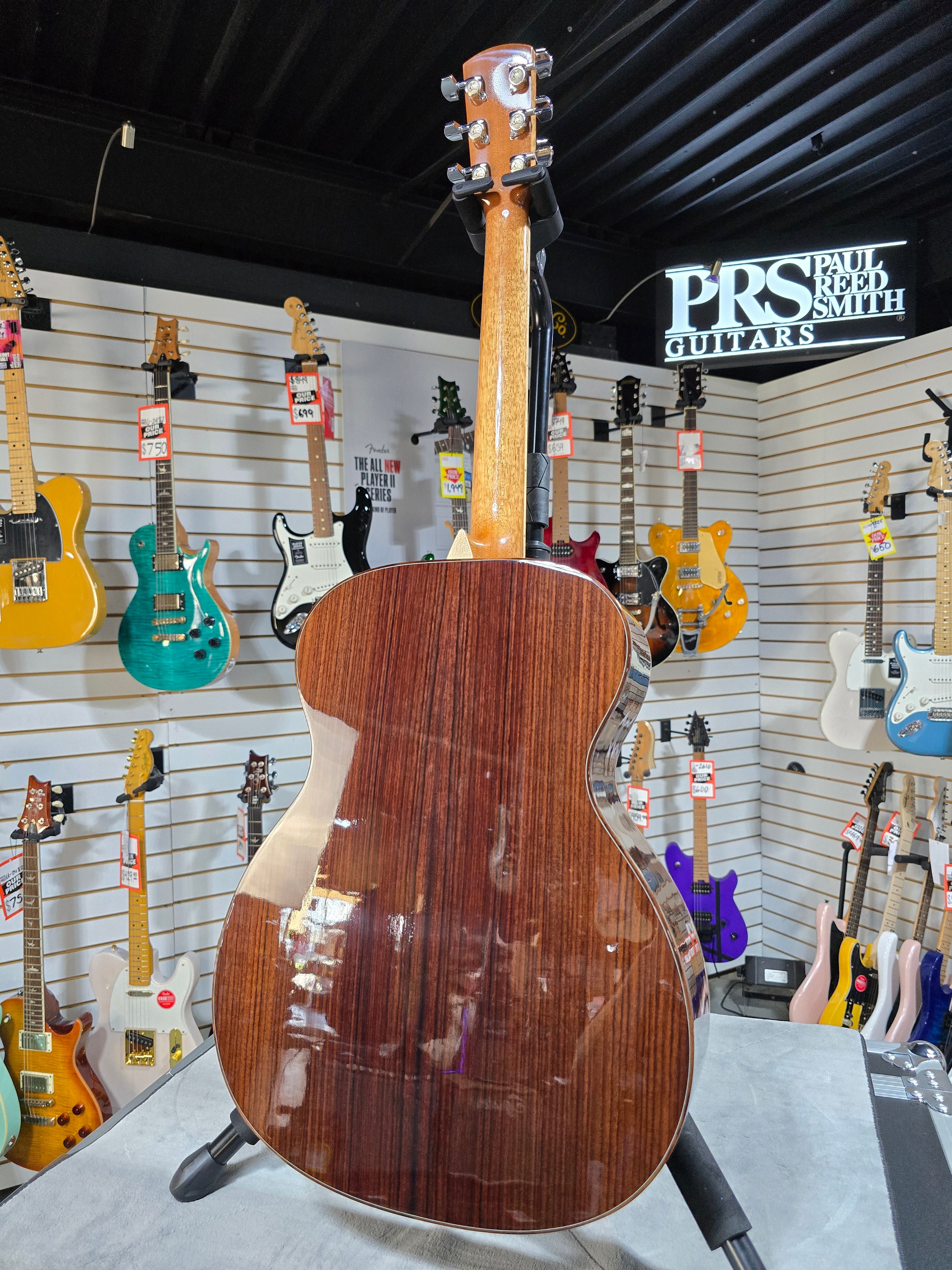 Larrivee OM-10 Acoustic Guitar - Natural - OHSC & PLEK*D