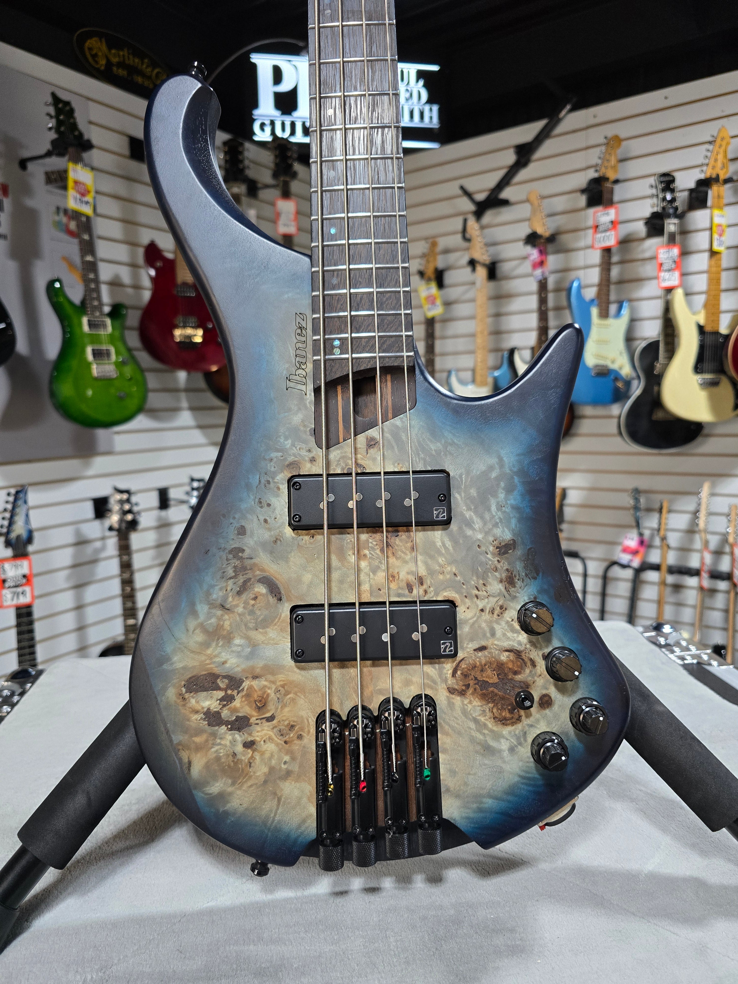 Ibanez EHB1500 Cosmic Blue Starburst Flat