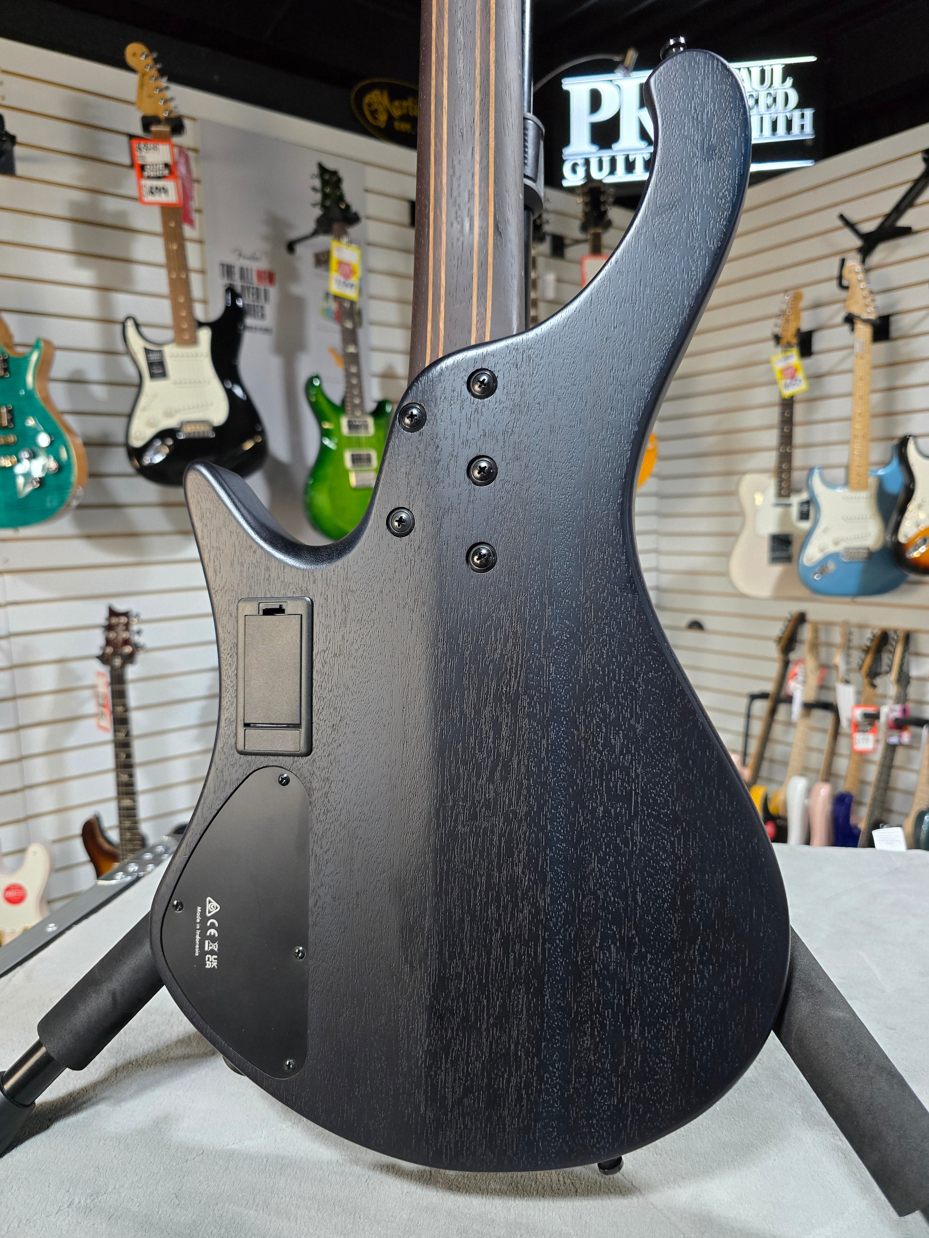 Ibanez EHB1500 Cosmic Blue Starburst Flat