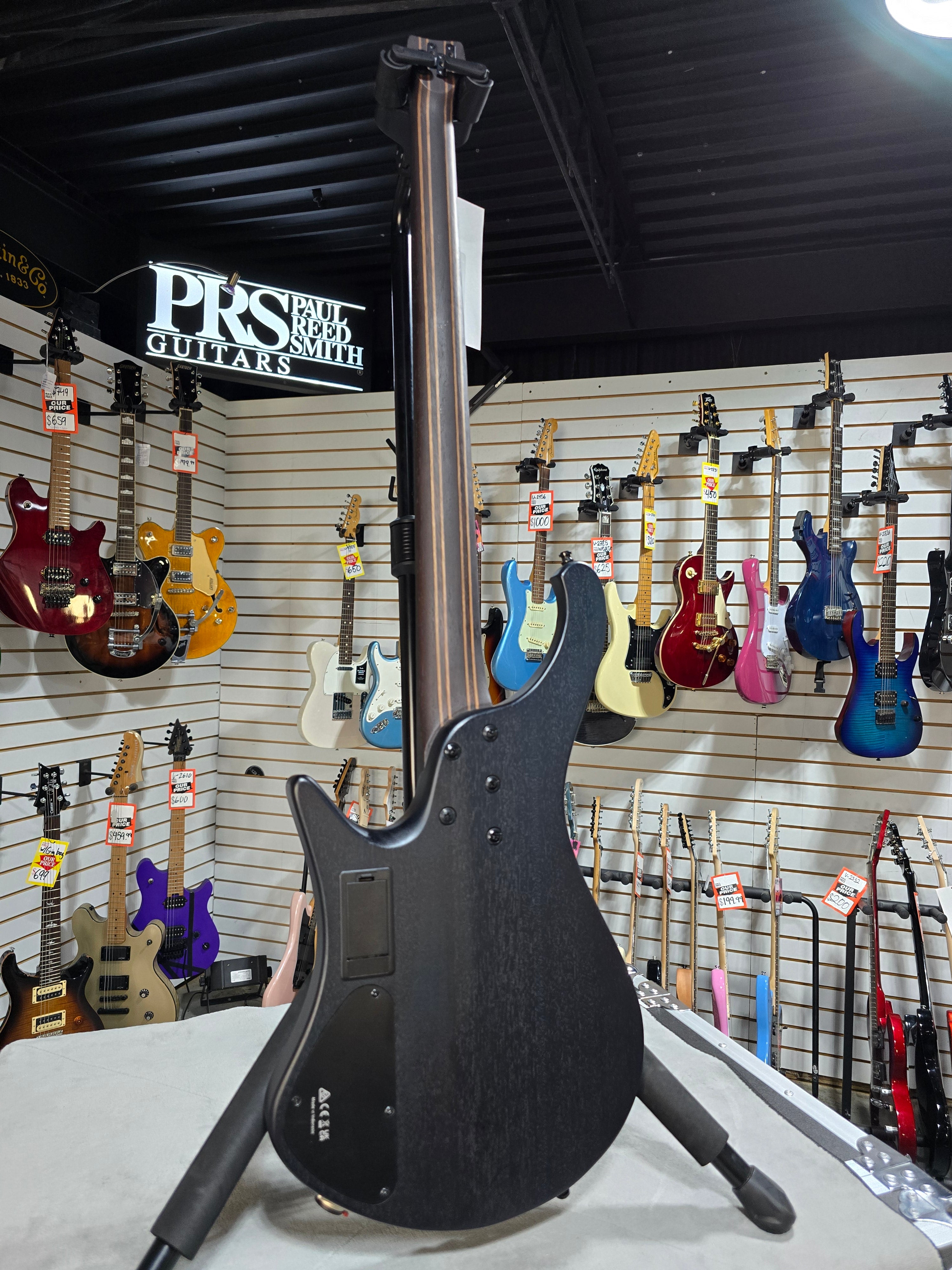 Ibanez EHB1500 Cosmic Blue Starburst Flat
