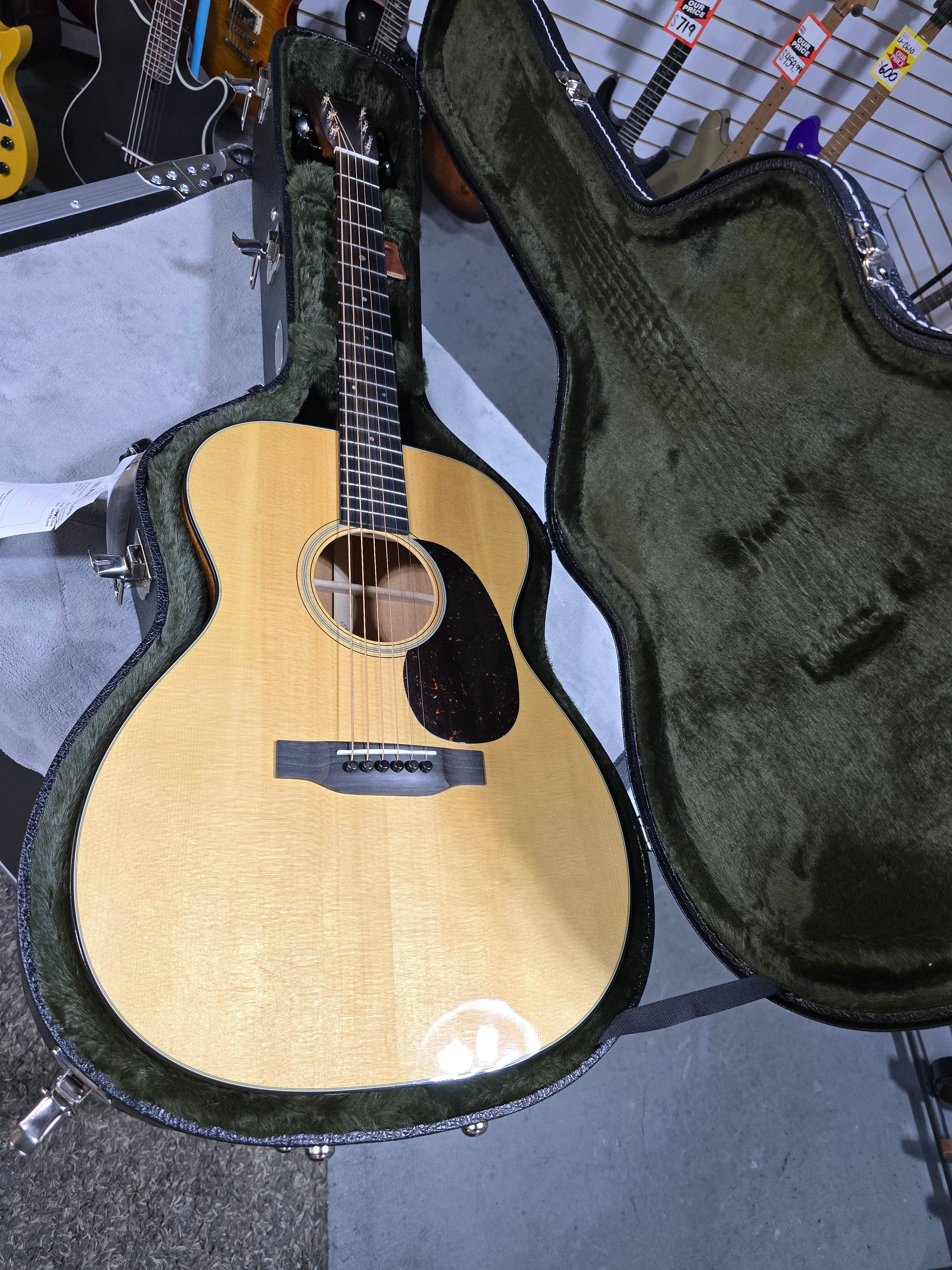2025 Martin 000-18 Standard Series Acoustic Guitar - Natural Aging Toner w/ OHSC & PLEK*D #604