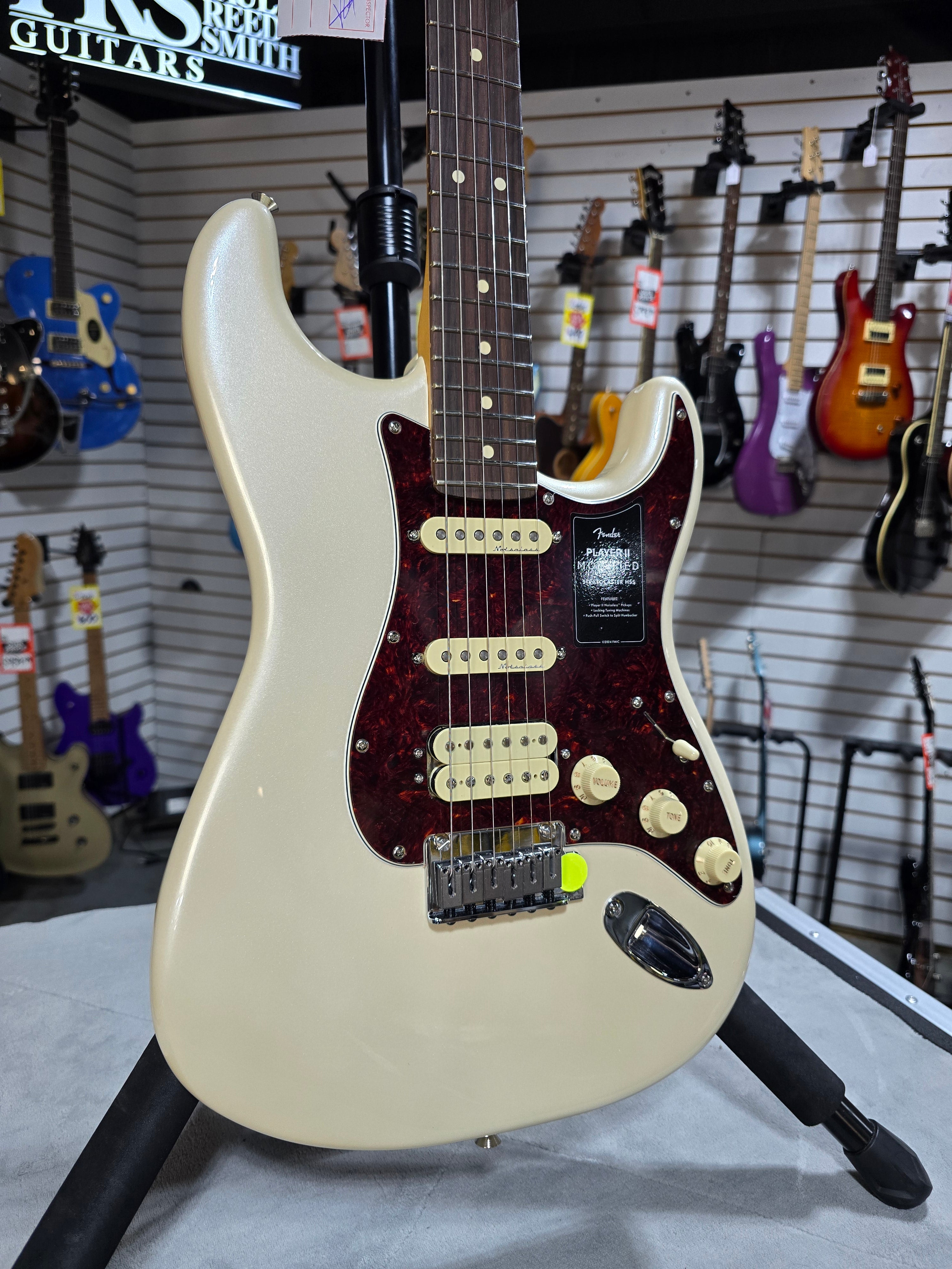 Fender Player II Modified Stratocaster 2025 Electric Guitar - Olympic Pearl w/ Gig Bag & PLEK*D #547