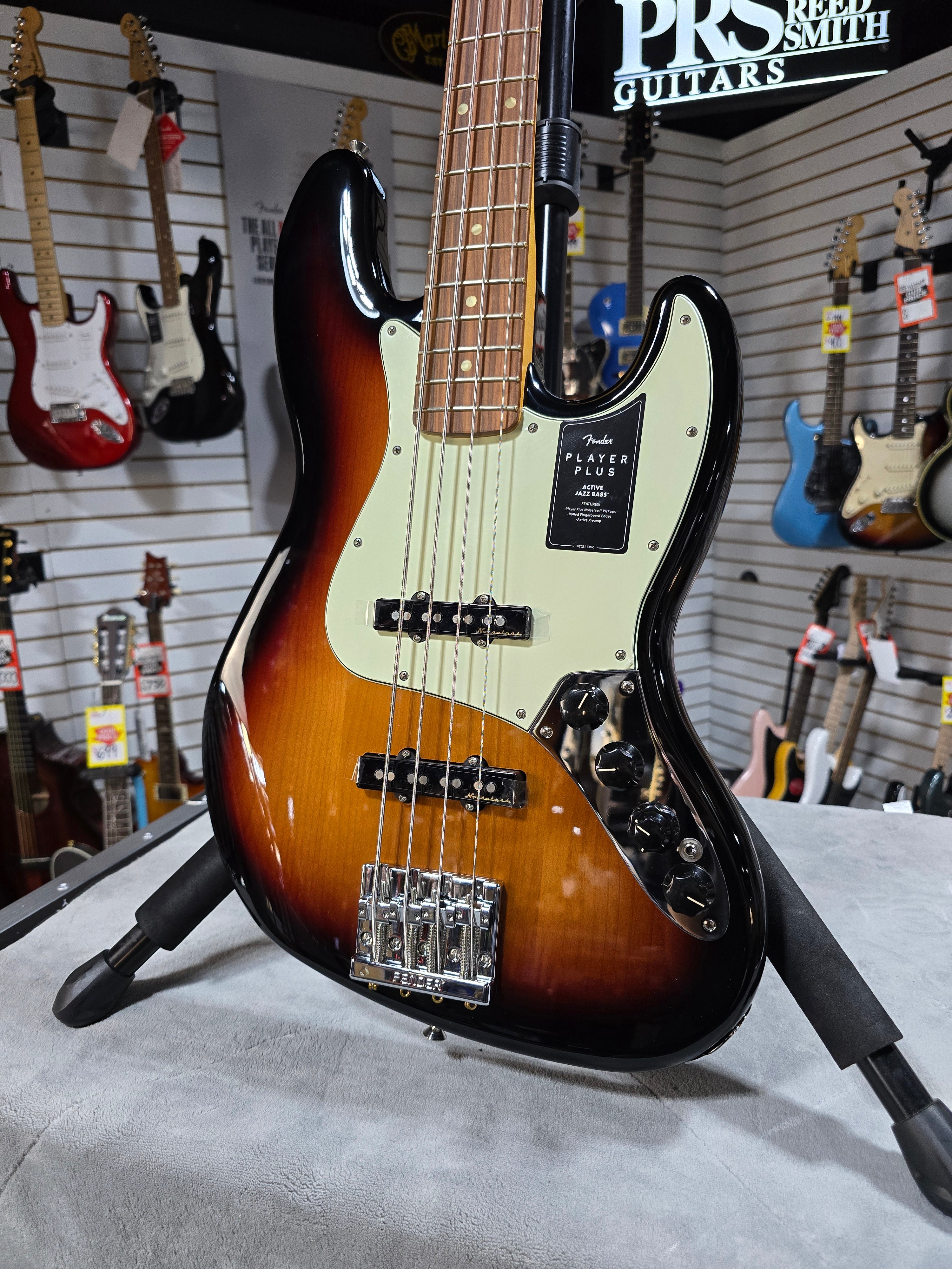 Fender Player Plus Active Jazz Bass - 3 Tone Sunburst w/ Gig Bag & PKEK*D #195