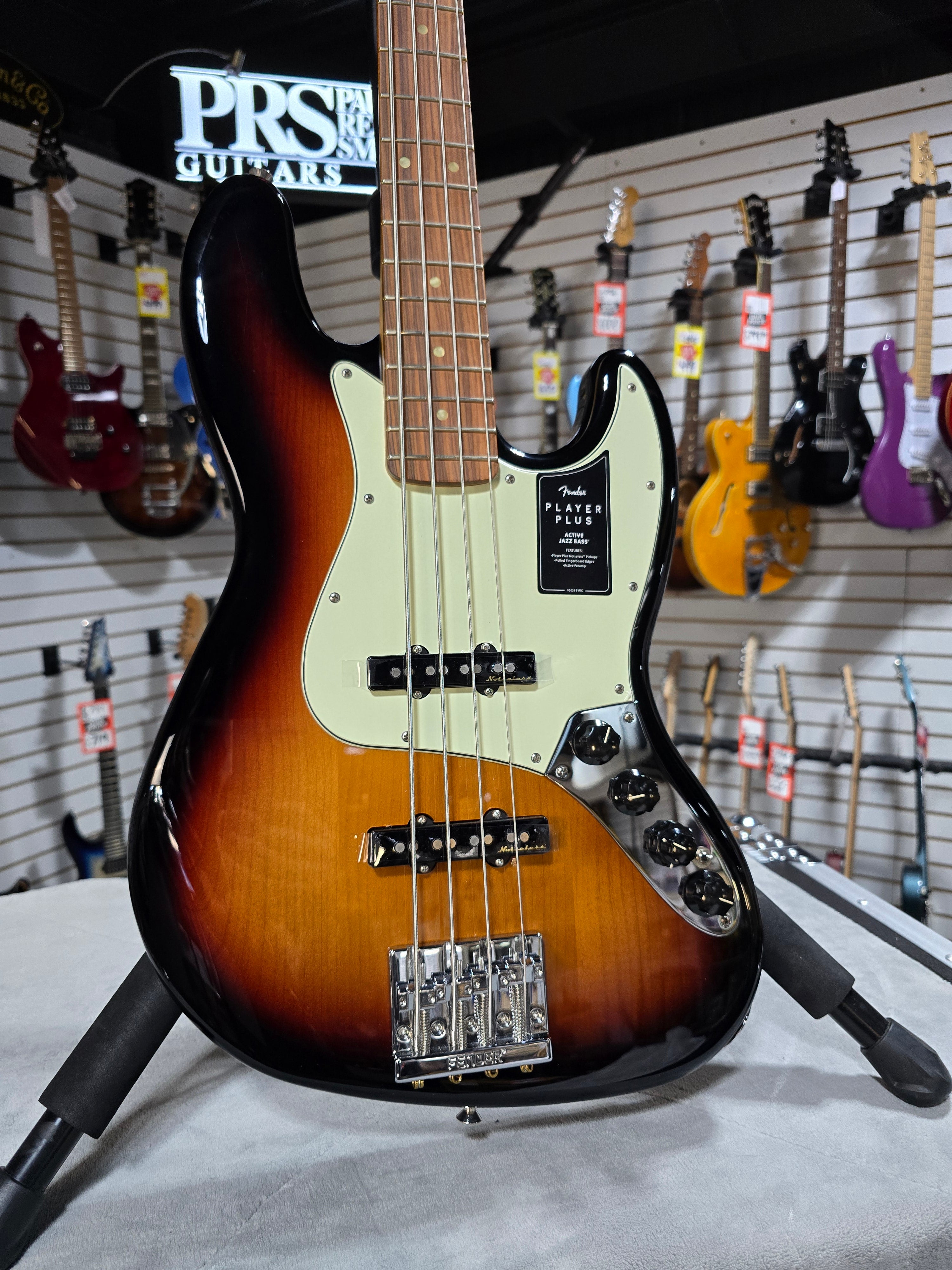 Fender Player Plus Active Jazz Bass - 3 Tone Sunburst w/ Gig Bag & PKEK*D #195