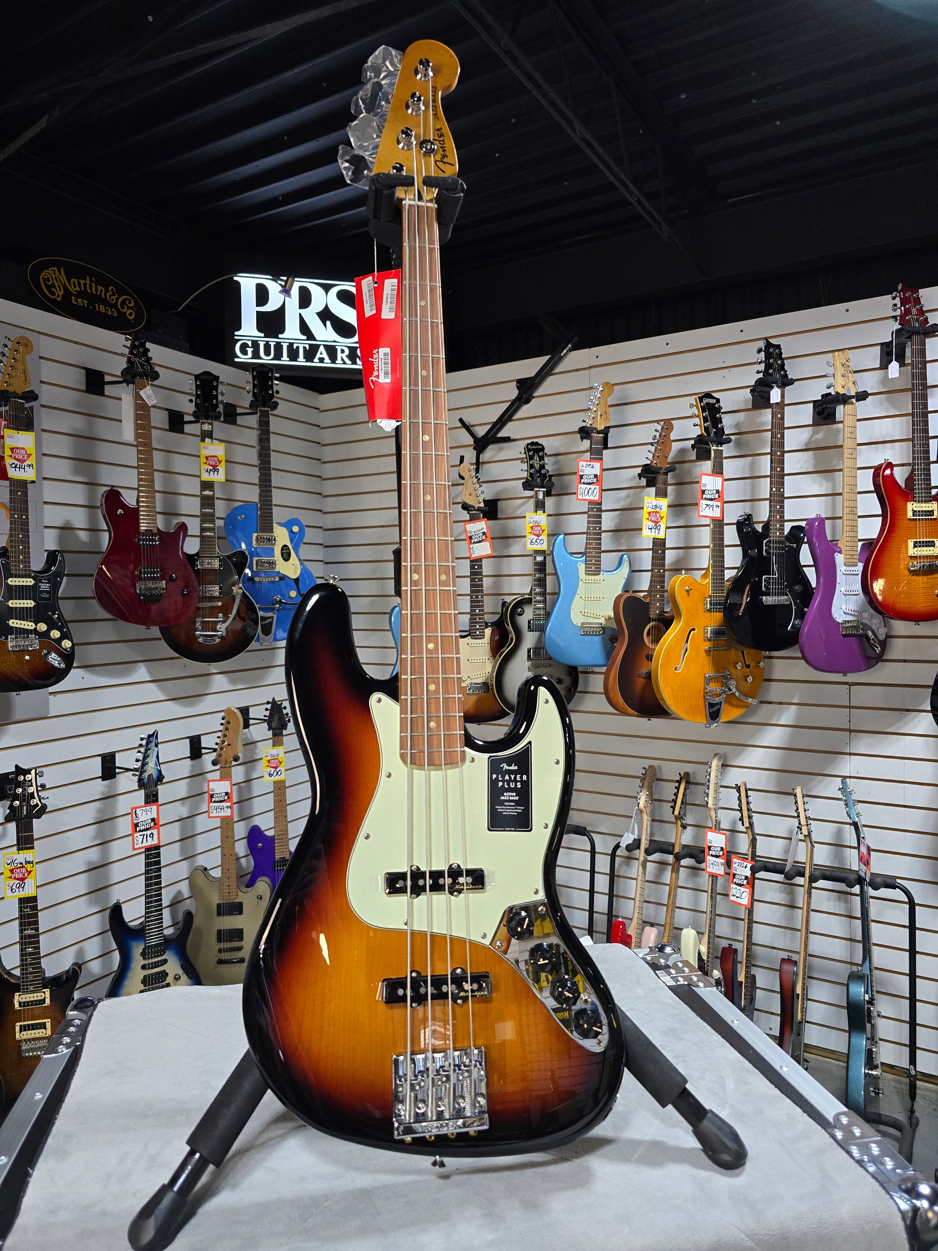 Fender Player Plus Active Jazz Bass - 3 Tone Sunburst w/ Gig Bag & PKEK*D #195