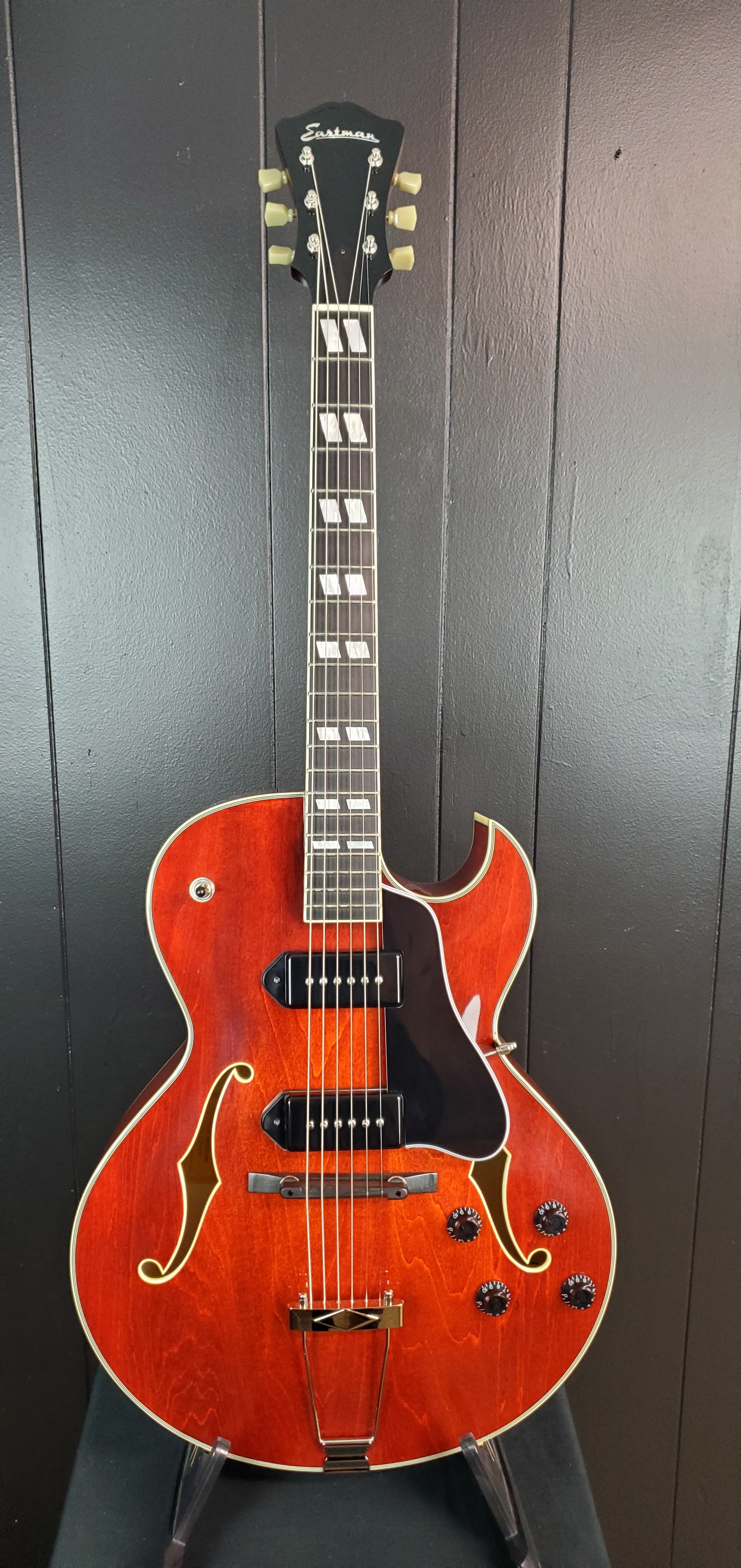 Eastman Guitars AR372CE-P90 Archtop Hollowbody Electric Guitar - Classic, #156