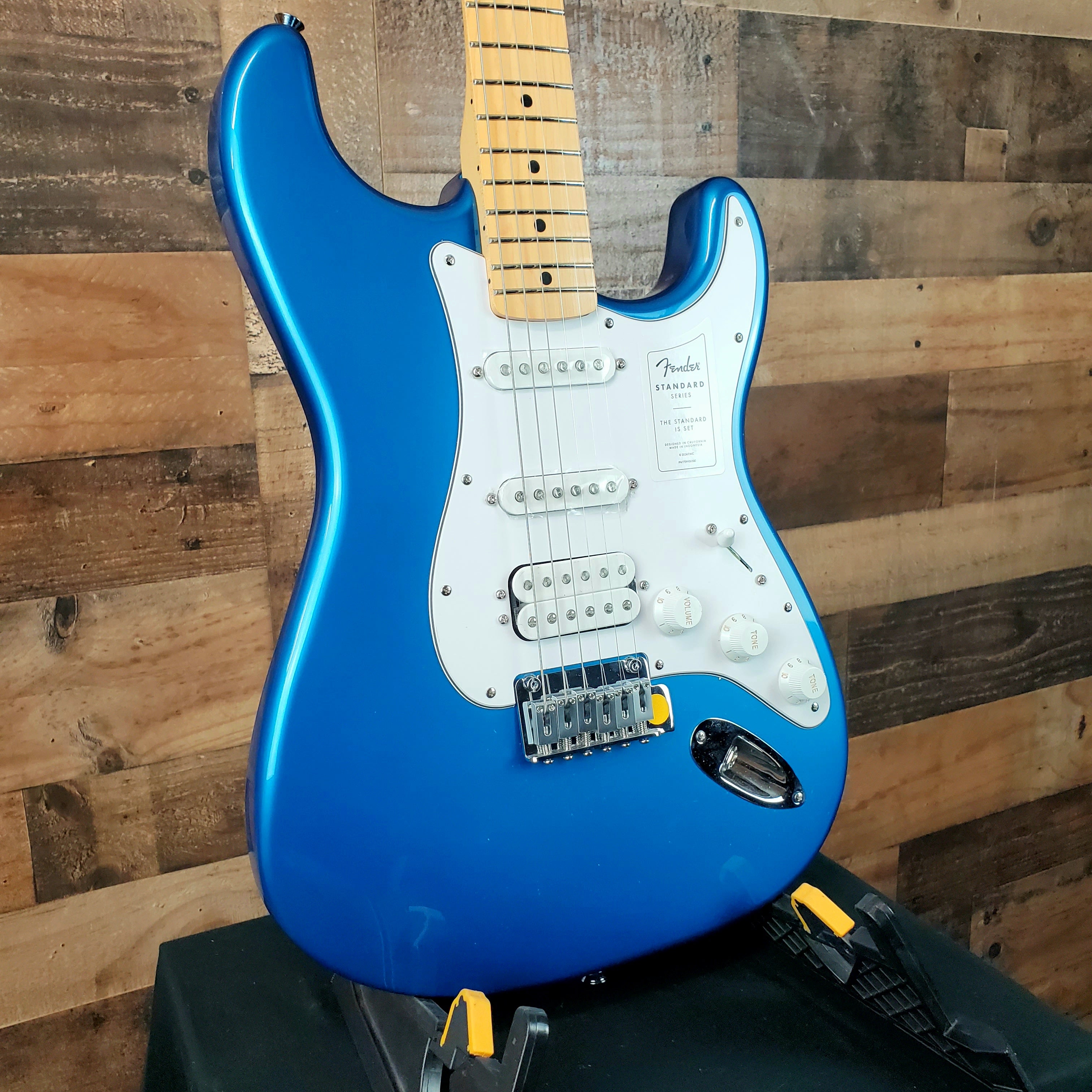Fender Standard Stratocaster HSS Electric Guitar - Aqua Marine Metallic 889