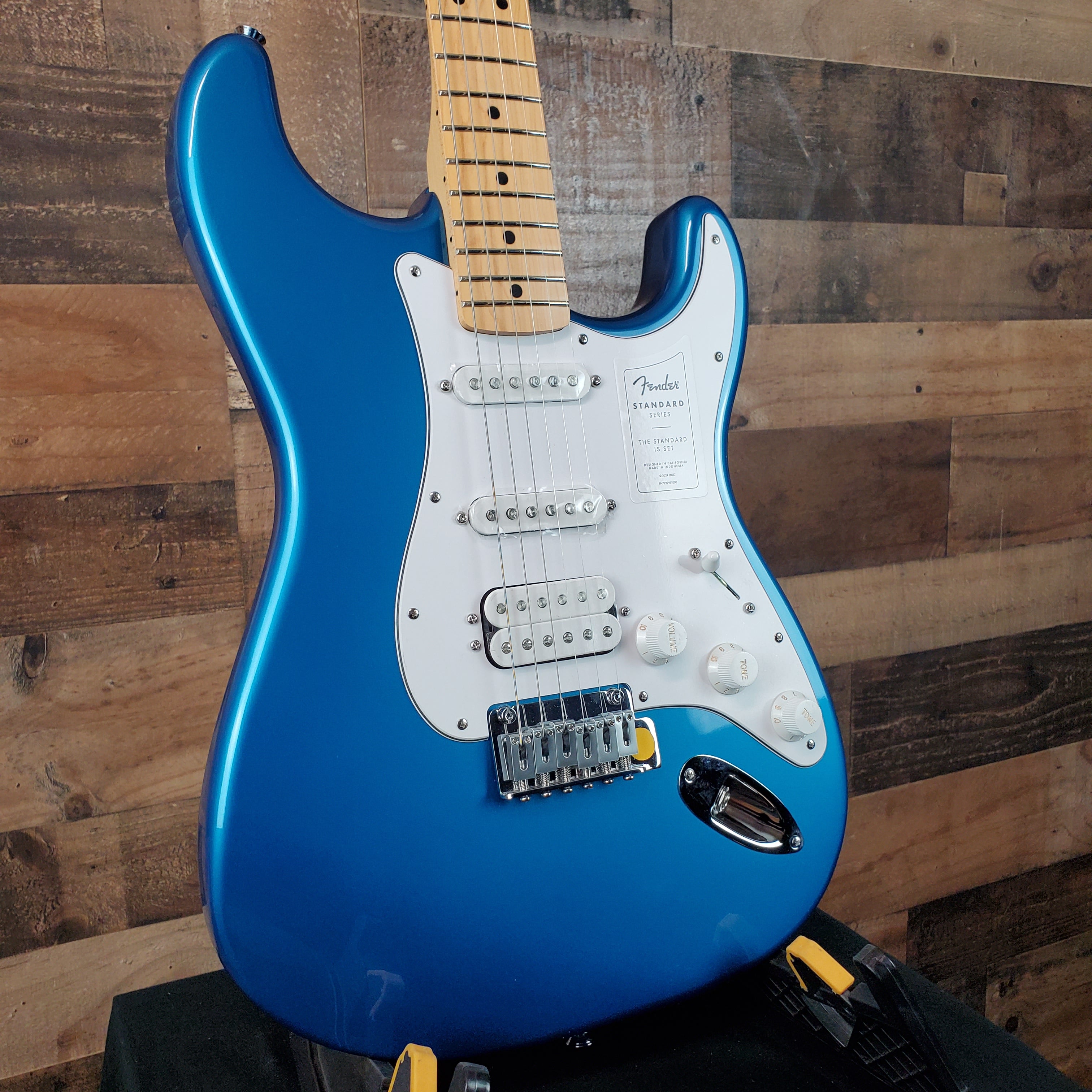 Fender Standard Stratocaster HSS Electric Guitar - Aqua Marine Metallic 889