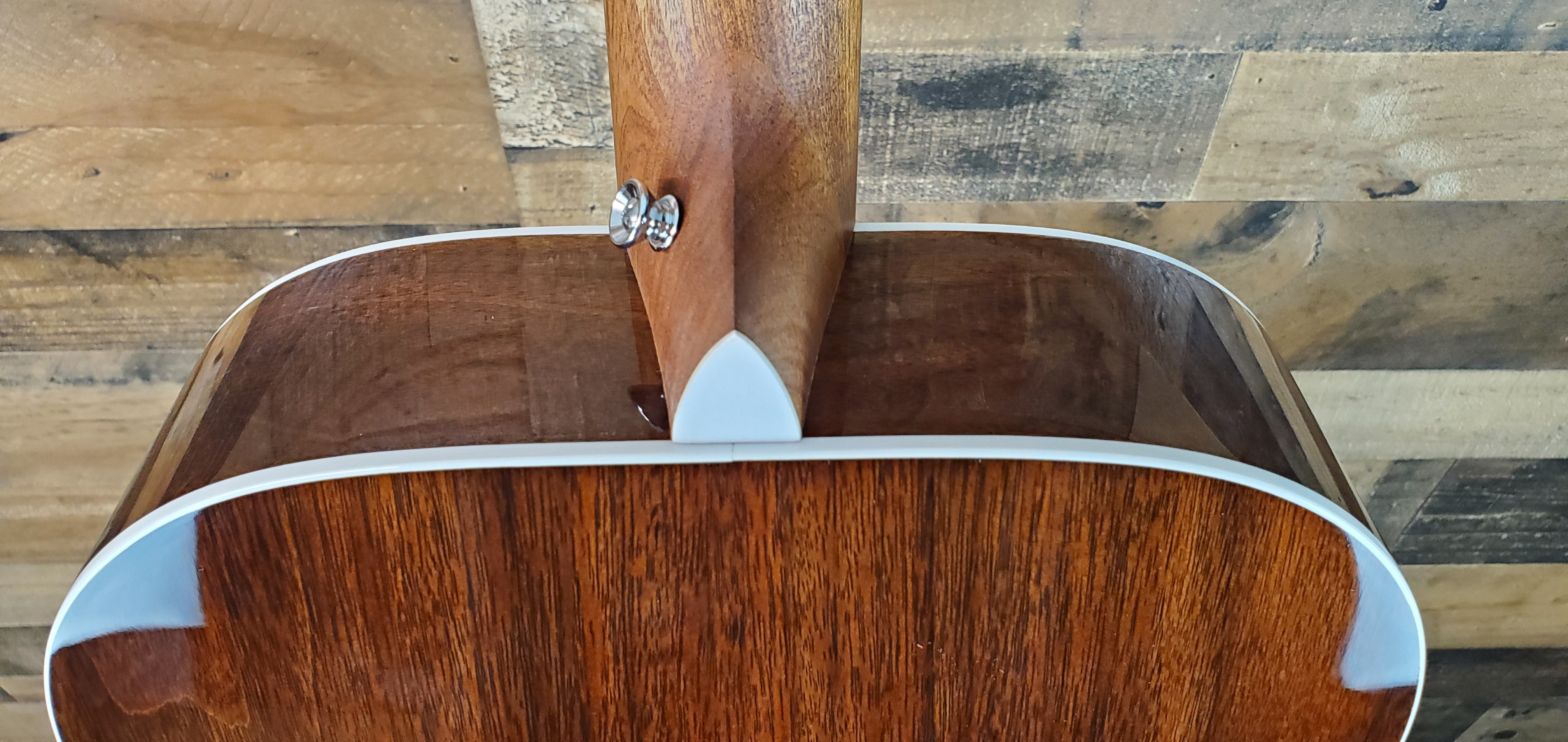 Martin Martin Road Series 000-13E Retro Walnut - Acoustic-electric Guitar - Natural Aging Toner 2026 - Gloss